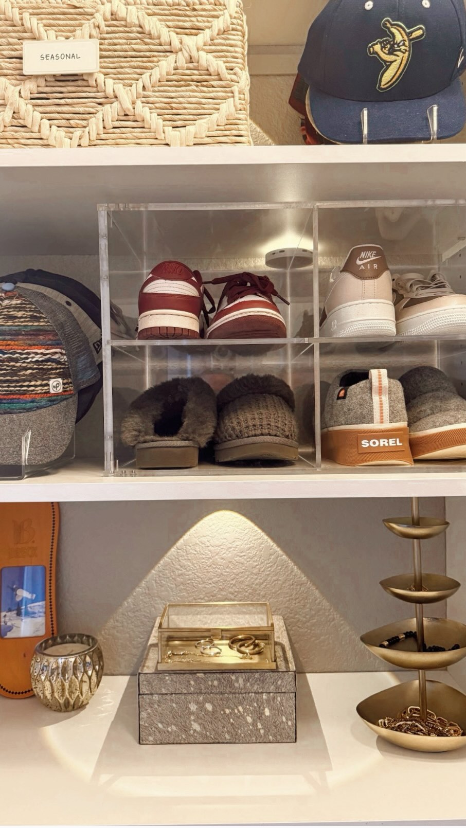 This isn’t just a closet makeover—it’s a complete re-imagining of your space.
From custom systems and lighting to wallpaper, paint, and tailored build-outs, The System Squad designs every detail to fit your lifestyle and wardrobe!✨💖
#luxuryorganization #homeorganization #closetinspo #closetorganizers #closetorganization