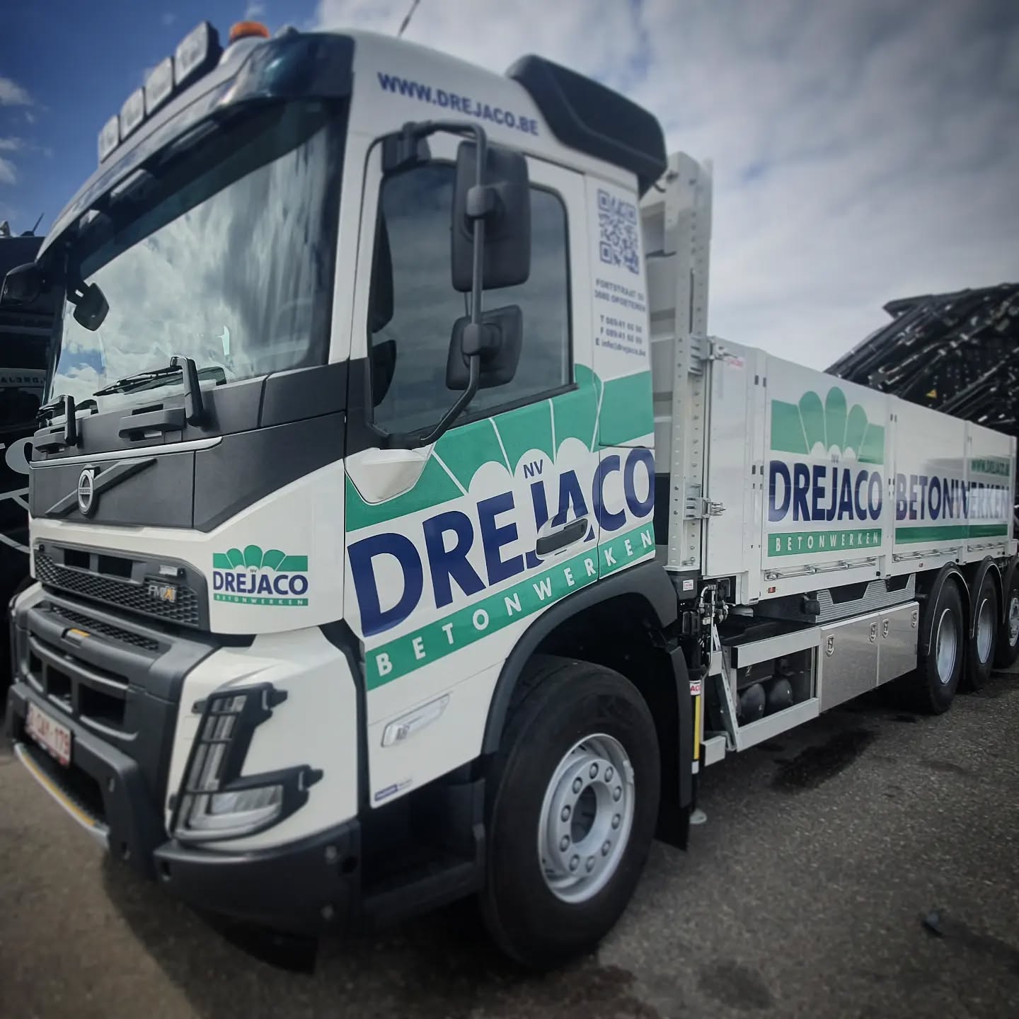 Welcome to the Drejaco family! #volvofmx #hiabcrane