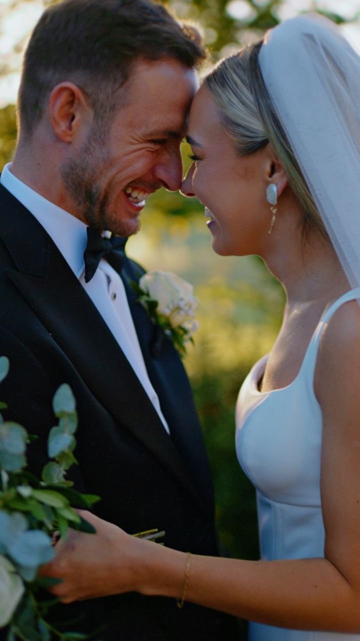 The Wedding of Jacob and Amy
Makeup - @sarahlinfootmakeup
Hair Stylist - @emilyhawkeshair
Wedding dress shop and designer - @theaislebridal @janehill
Bridesmaid dresses - @sixstories
Catering @crippsandco @thetithebarn
Grooms suit - @owenscottbespoke
DJ, Band or Musicians - @henrigaston @jonnyrossmusic @dannydjs_
Entertainment - @paintedbyolive
Jewellery - @alabaster.dream
Photography- @joedodsworth_photography @bellabradford_photography