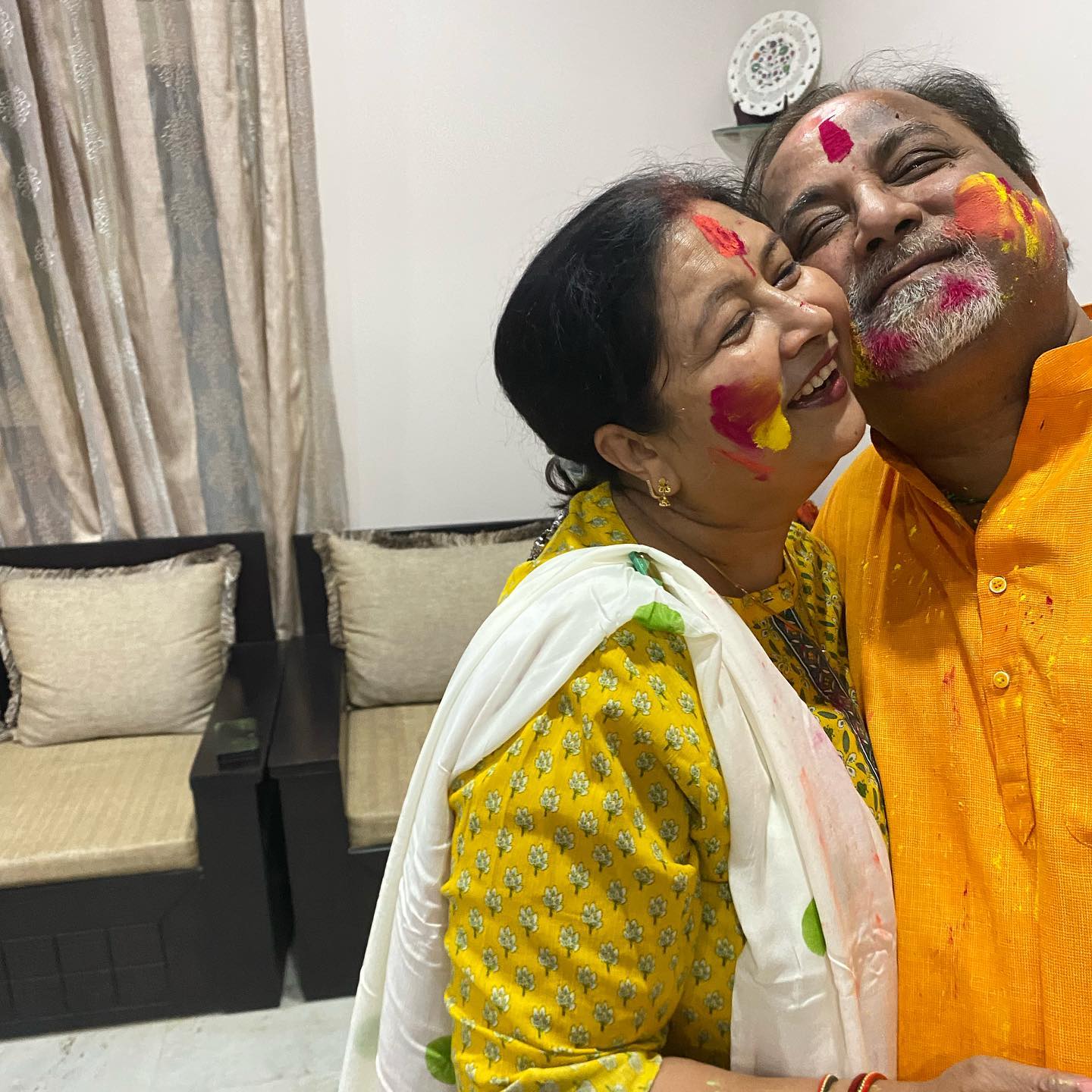 Making holi happy always 😍😍😍