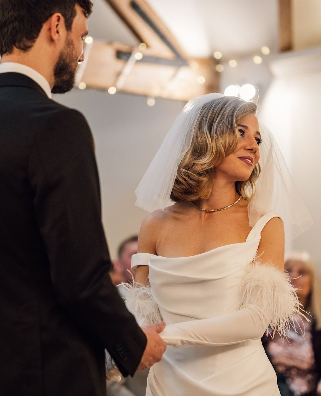 Bethany channelling some serious Hollywood vibes
Dress: @lovelybridelondon
Photographer: @charlotteamyphotography
Hair and makeup:@klluxebeauty
Florist: @the_flower_nook__
Venue: @farbridgeevents
.
.
.
#luxuryweddingmakeup #luxuryweddinghair #luxurybridalmakeup #luxurybridalhair #weddinghairhampshire #luxurywedding #weddingmakeupartist #weddinghairstylist #naturalmakeup #naturalmakeupspecialist #softglammakeup #bridalmakeupartisthampshire #klluxebeauty #bridalhairstylisthampshire #bridalmakeuplondon #farbridgewedding