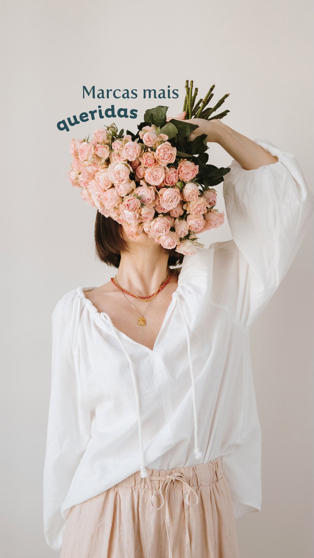 As marcas mais queridas não aparecem só para vender.
Elas constroem clareza, coerência e presença real.
Na saúde, isso é ainda mais sensível.
Cada mensagem precisa transmitir cuidado, orientação e responsabilidade.
Conexão emocional nasce quando discurso e experiência caminham juntos.
É isso que acreditamos e construímos aqui, todos os dias.