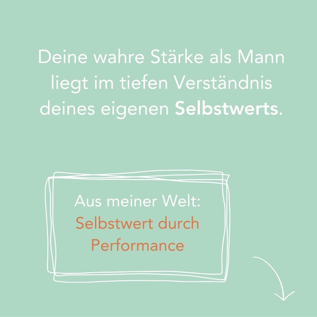 Deine wahre Stärke als Mann liegt nicht in äußeren Faktoren wie deinem Status, Besitz oder deiner Performance auf der Arbeit, sondern im tiefen Verständnis deines eigenen Selbstwerts.
Für mich war das nicht immer so klar.
In diesem Schuljahr unterrichte ich fast ausschließlich Sport, habe keine Klassenleitung und kein Tutorat. Kurzum: ich verbringe 90% meiner Zeit in der Sporthalle und meine Kolleg:innen fragen mich häufig, wo ich denn sei, man sehe mich kaum noch.
Und schon sind sie da, die Mindfucks:
„Keiner sieht mich!“ „Ich bin unwichtig!“ „Ich werde nicht gebraucht!“ „Meine Arbeit ist nutzlos!“ Ergo: „Ich bin nutzlos!“
Als Kind hatte ich häufig das Gefühl, ich könne es niemandem recht machen. Die Stimmung zu Hause war oft angespannt und ich lernte schnell, meinen Kopf einzuziehen, für mich selbst zu sorgen und vor allem Anerkennung und Zuspruch im Außen zu suchen, denn zu Hause war meist nur Stress geboten. Das erklärt, warum mein Selbstwert an meine Performance geknüpft ist bzw. war. So weit so gut. Ich weiß jetzt, wo das herkommt. Aber wie damit umgehen?
Meinem inneren Dialog kann ich heute vergleichsweise gelassen begegnen, ohne dass ich mich auf den Weg mache, ein neues Projekt anzuleiern oder drohe, im noch-mehr-Arbeiten abzusaufen. Heute kann ich diesen kleinen Mario, der seinen Wert im Außen suchen möchte, auf meinen Schoß setzen und ihn in meinen Armen halten. Sage ihm, freundlich aber bestimmt, dass er den Fahrersitz verlassen und seine klebrigen Fingerchen vom Lenkrad nehmen soll. Vom Rücksitz her darf er dann noch ein bisschen brabbeln und sich ärgern. Am Steuer sitzt nun aber der Erwachsene von uns beiden. Derjenige, der weiß, dass er absolut in Ordnung ist, wie er ist und niemandem etwas beweisen muss.
Ich musste das in den vergangenen Jahren erst lernen. Du kannst das auch. Wie? Schreib mir gerne oder gönne dir eine kompetente Beratung und Begleitung für deinen Prozess.