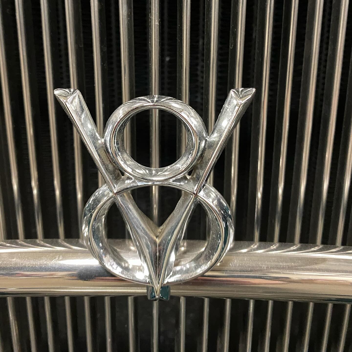 V8 Power
#mulhollandmotorsports #autobodyandpaint #newburypark #thousandoaks