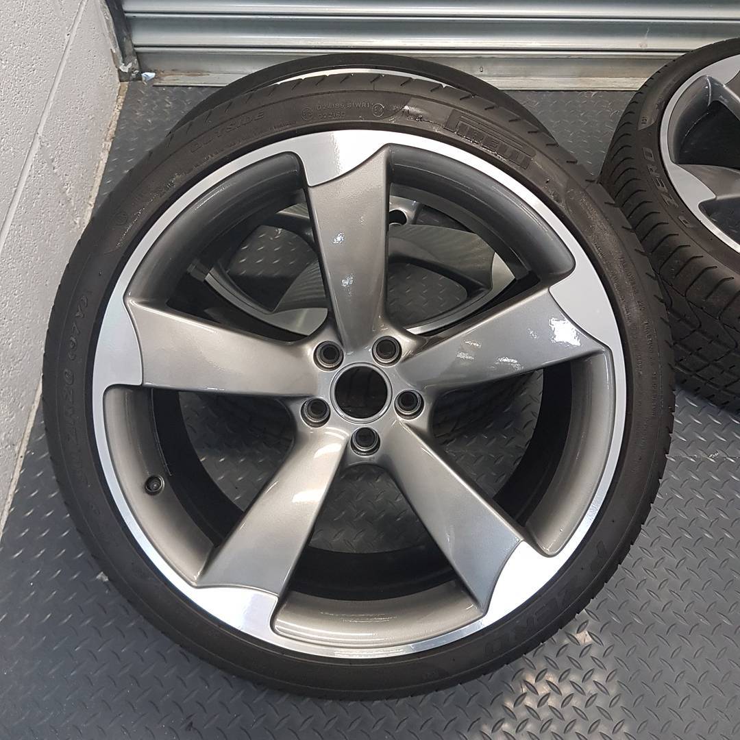 Audi Rota wheels freshly diamond cut! #wheelrefurb #alloywheels #audi #diamondcut #anthracite #alloywheelrefurbishment