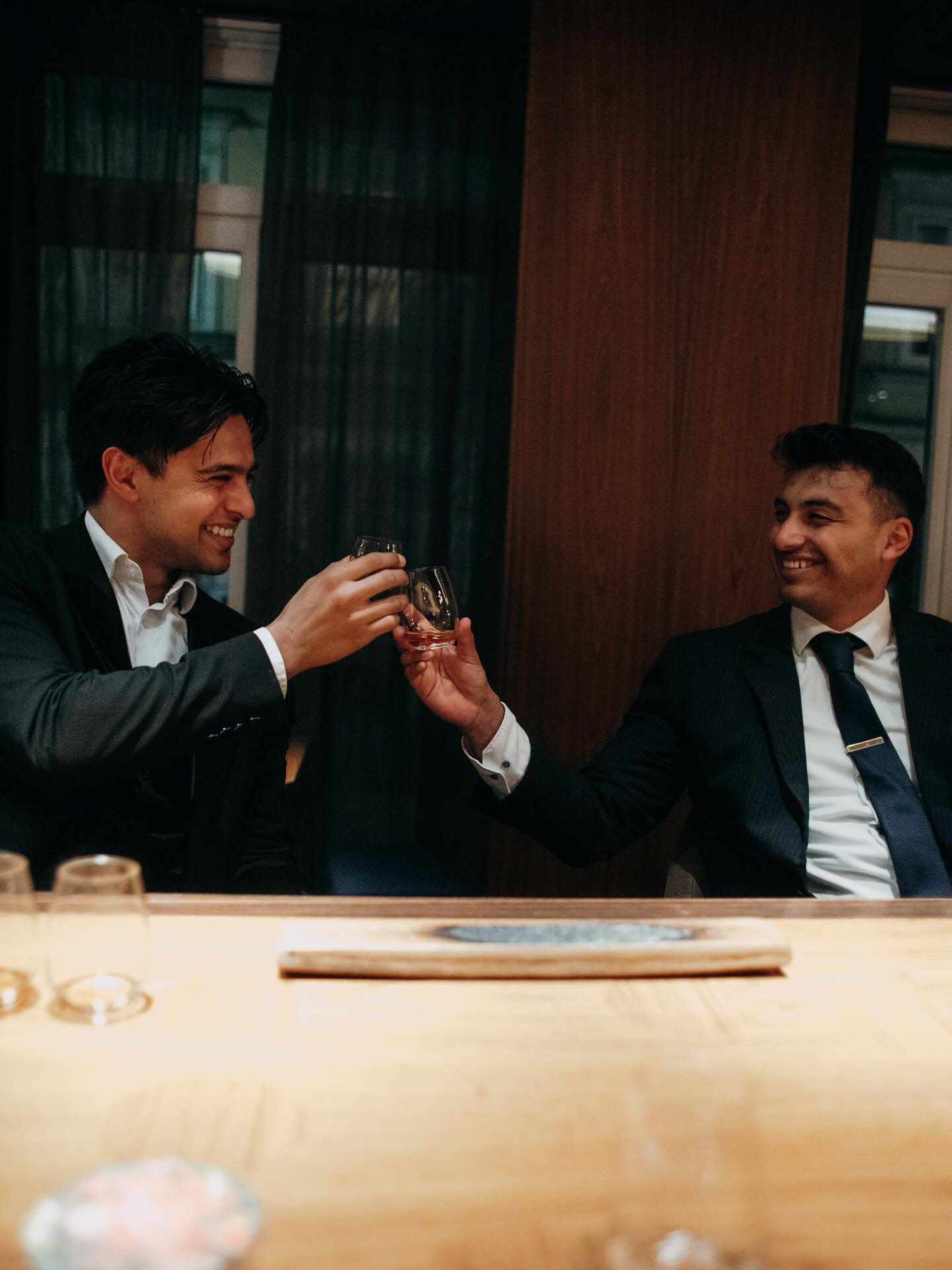 Weekend vibes, good energy, great drinks ✨
Whether classic cocktails or Dry January creations – the mood stays the same.
Good people.
Good music.
Good vibes behind the bar.
See you this weekend 🍸🤎
#lvdwigbar #cocktailbar #cocktailbarvienna #barsvienna #viennadrinks