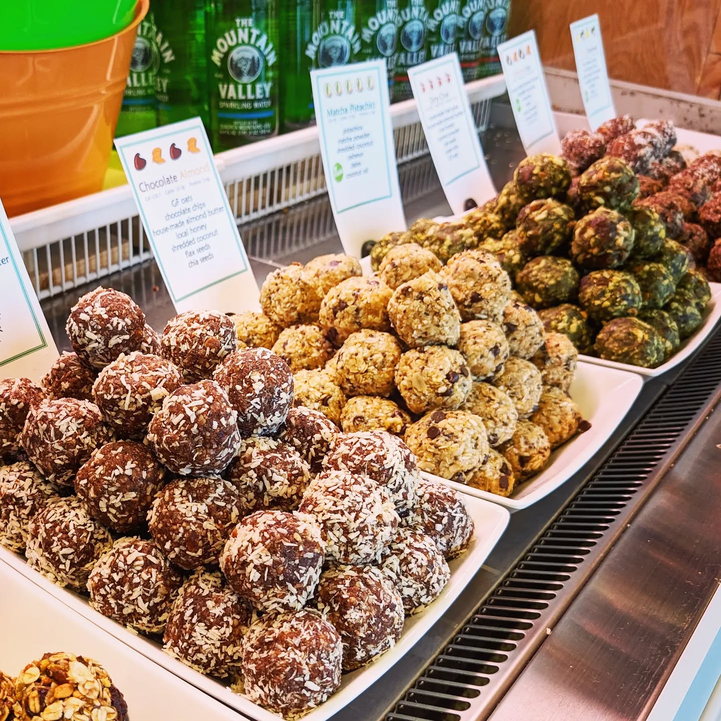 If you're not bellied up at the bar pregaming for football, stop by for LoLo balls!!
*
*
*
Go Lions!! 💙🩶