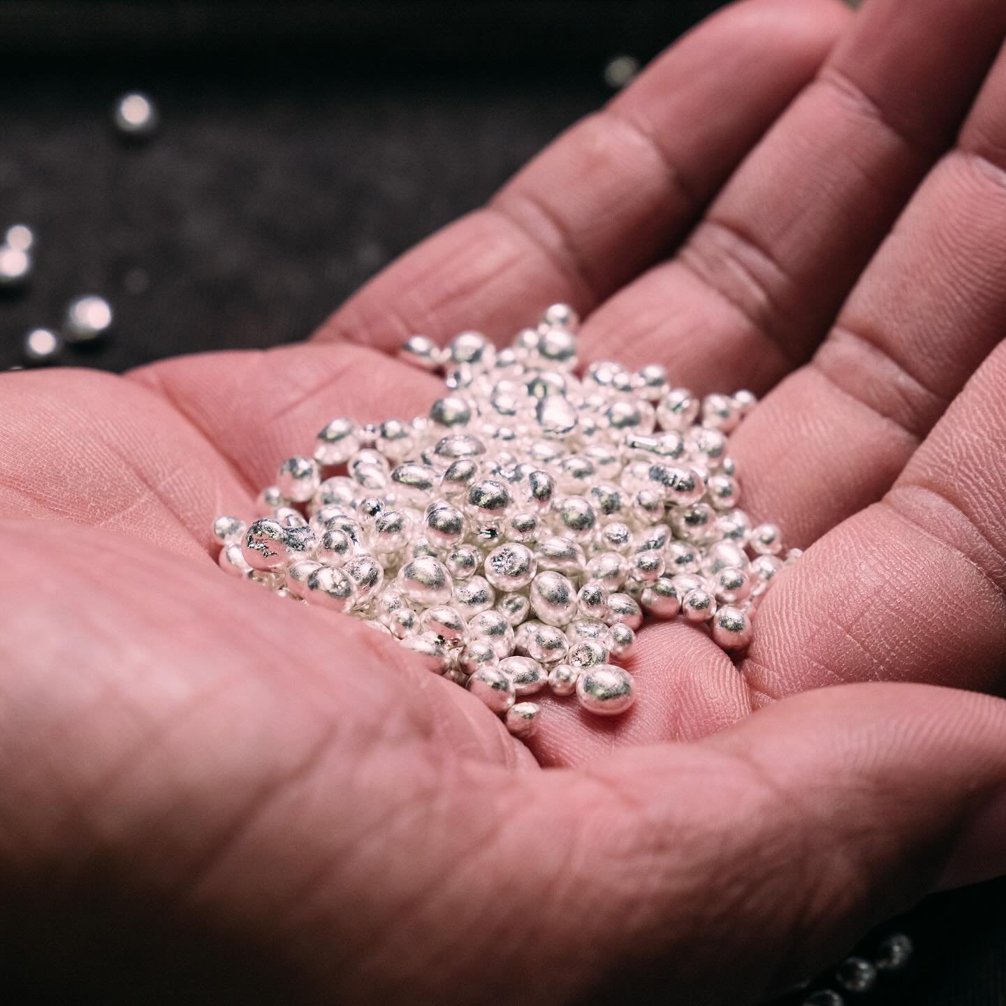 To reduce our environmental impact, we now have an option for our customers to use certified recycled silver in their jewelry pieces. To certify the quality, our reclaimed refiner is listed on the LBMA's (London Bullion Market Association) Good Delivery List and is also a certified member of the Responsible Jewellery Council (RJC).
Join our recycling journey. Help us do better, together, to be more sustainable.