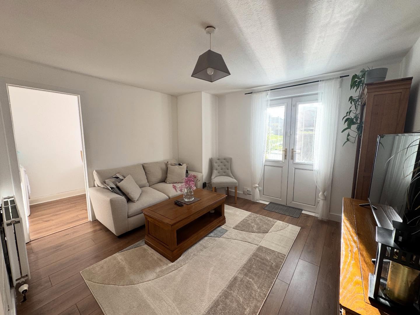 ๐ A Great Example of Tenant Care ๐
Recent inspection complete โ and itโs always a pleasure to see a home so well looked after. These tenants have maintained the property beautifully, even better than when they first moved in ๐
Regular inspections arenโt just about identifying issues; they also highlight when tenants take real pride in their home. Itโs a win for everyone โ tenants, landlords, and the long-term care of the property.
Thank you to tenants who go the extra mile ๐กโจ
#EdinburghRentals #GreatTenants #PropertyInspection #WellLookedAfter #PropertyCareEdinburghProperty