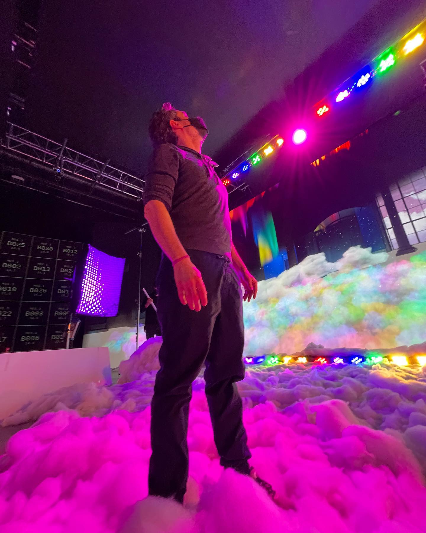 Don’t look up @gearshift_productions