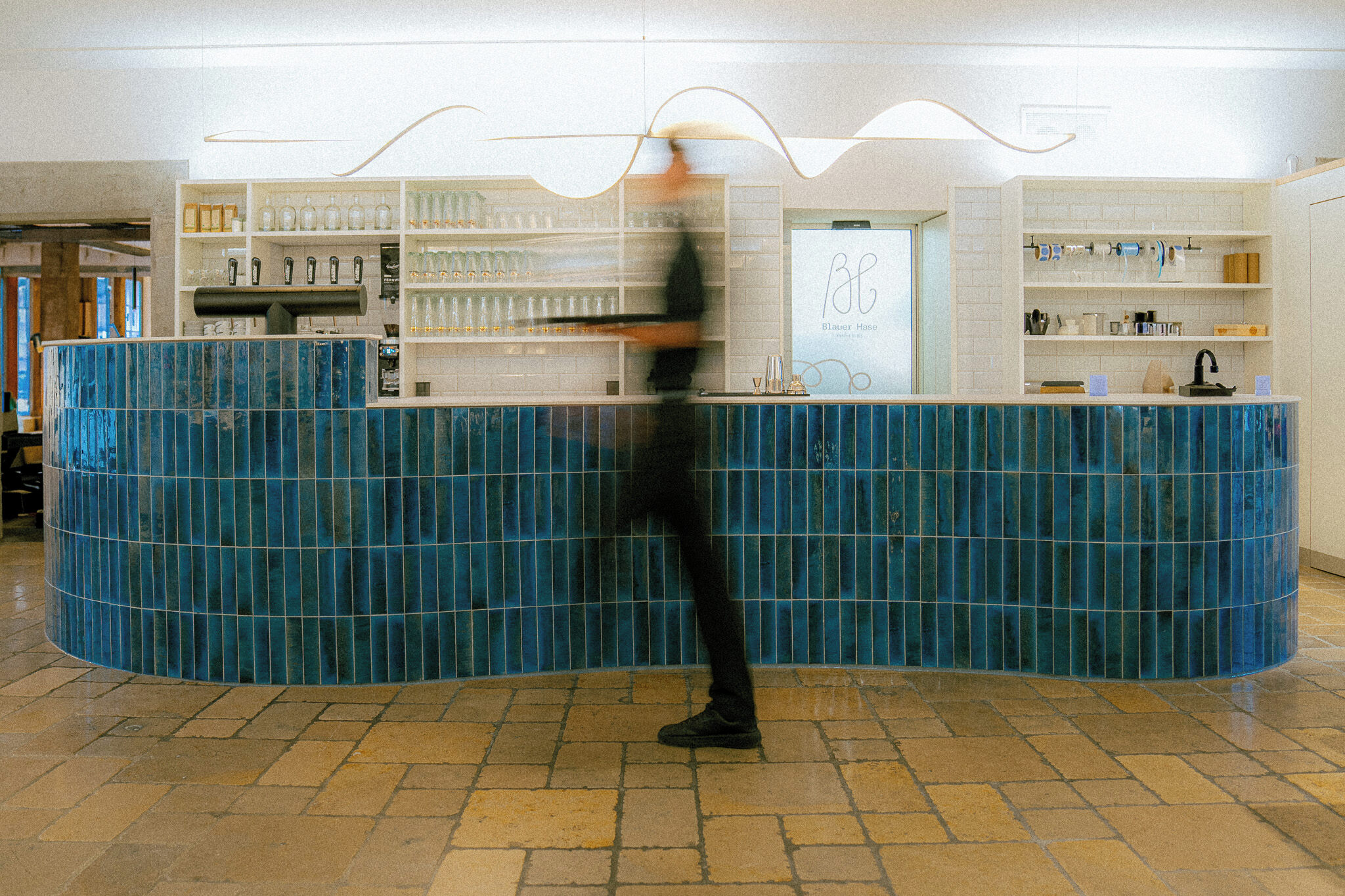 Wir starten wieder!
Nach einer kurzen Pause geht es im Blauen Hasen ab 28. Januar wieder los.
- mit frischer Energie und frischen Ideen! 💙🐇
.
.
.
#BaldWiederDa #BackAgain #ReadyToServe #AllgäuFood #KommtVorbei #BlauerHaseImmenstadt