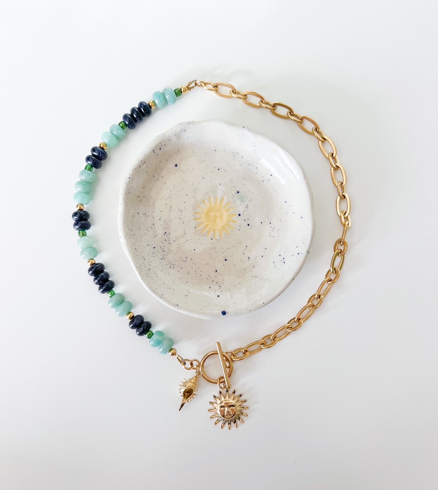 Un de vos coups de cœur de la collection Terraya, réinventé avec une nouvelle pierre : La Blue stone