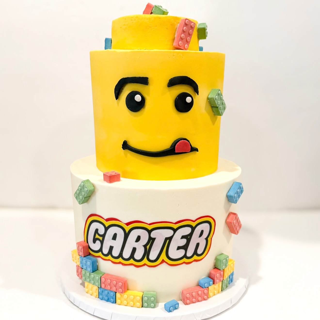 turning childhood favorites into edible art🧱🎨
-
-
literally loved creating this piece for Carter!
thank you @shania.gif for the opportunity ☺️
#janaeshouseofbread #757 #hamptonroads #757baker #lego