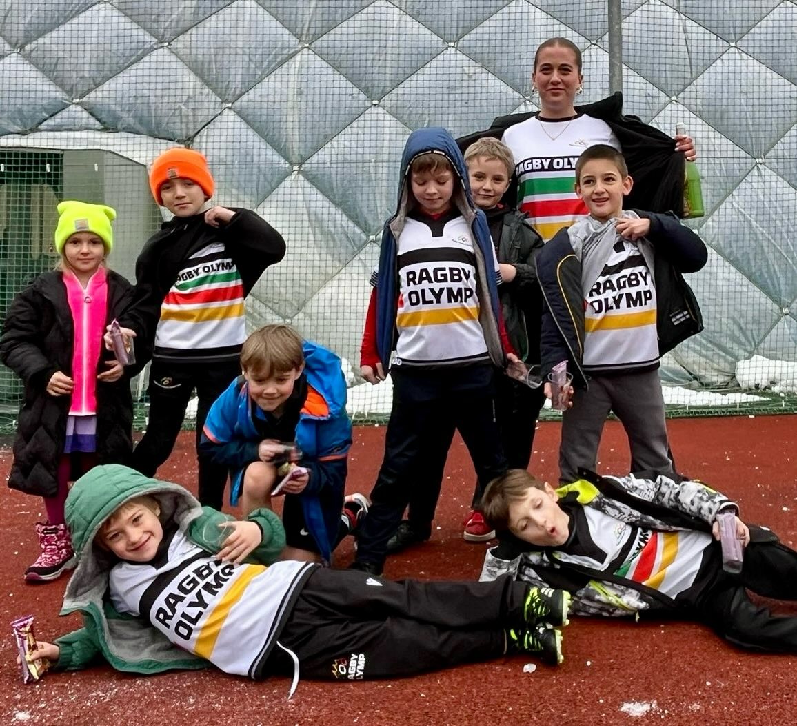 Nějaký ty vánoční nadváhy jsme dneska vypotili, soupeře všechny porazili a kopec zábavy si užili. Co víc si takhle při sobotě přát. #rugby #ragby #rugbylife