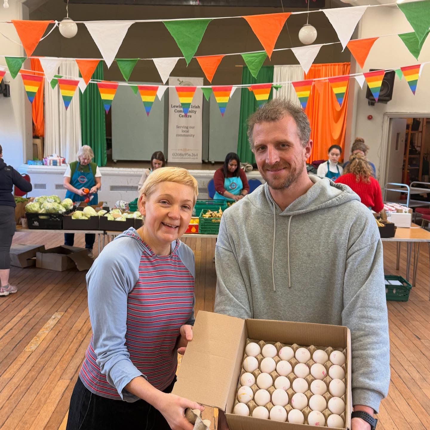 Lewisham at its best ⭐️
Lewisham Donation Hub (Laurence) picking up surplus eggs from Catford Fridge,(Lana) whilst Food. Cycle prepare a 3 course vegetarian meal for the community. With a buzzing team of community volunteers helping to make this happen #LoveLewisham 💚#communitychampions #Connectedfoodnetworks @lewishamirish @catfordfridge @lewishamdonationhub @foodcyclelewisham