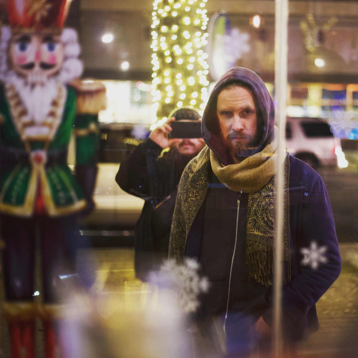 When IWM producer Tobin Duby needs extras, the team rallys! This shoot was for a Kickstarter campaign video to raise funds to produce a XMAS movie next year.
Thanks to @sonosushiraleigh for being our spontaneous shoot location and accommodating our efforts. Asked them to film on the spot and the team were more than excited to host us!
Add extras to achieve high production quality! If you need to gather some in the Triangle Area but don't know where to start, HMU and I'll send people your way. Even our interns are ready to step into the background of your project.
I'm always available to produce - let's make you award-winning!
#setlifeisthebestlife #internship #videoproduction #xmasmovie #kickstarter