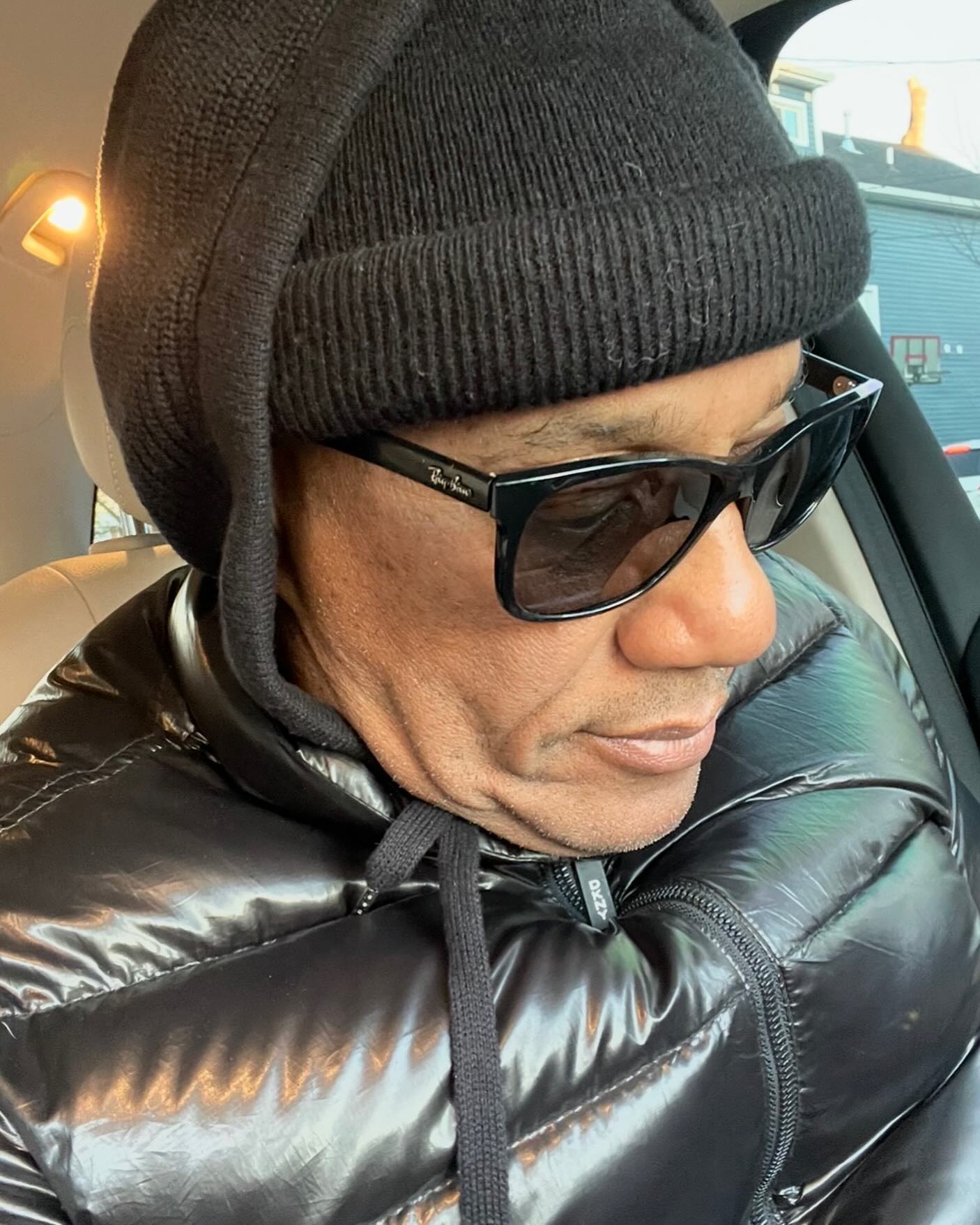 Draped in black, powered by ambition. 🖤 🖤💼✨