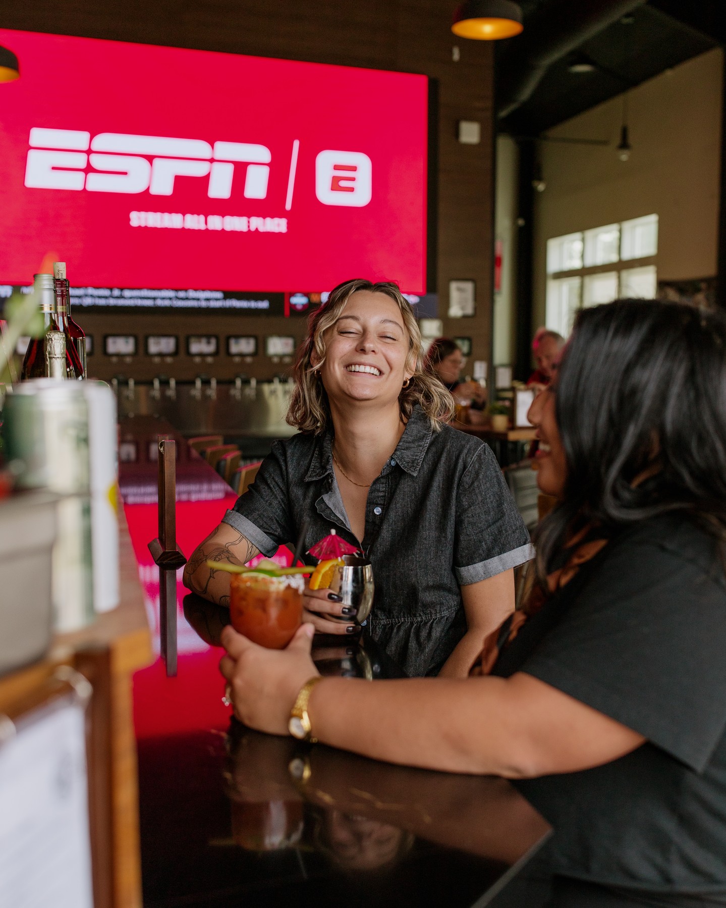 Catch the NFL Divisional Conference Finals at The Village Well Taproom & Pizza at The Village at Rancharrah. Enjoy pizza and drinks while watching all the action on the big screen. 🏈🍕🍺 #TheVillageAtRancharrah #RenoTahoe #SportsBar #Taproom