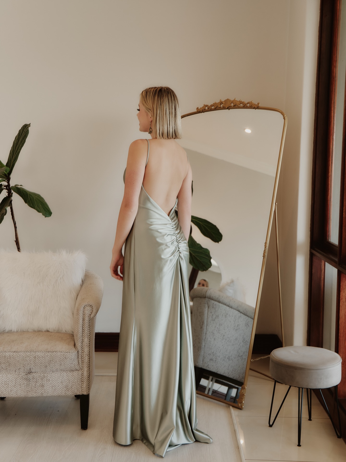 Teal bridesmaids dresses for the win✨🥂🤍
What do you think?💍
#bridetobride #bridesmaid #johannesburg #engaged #teal