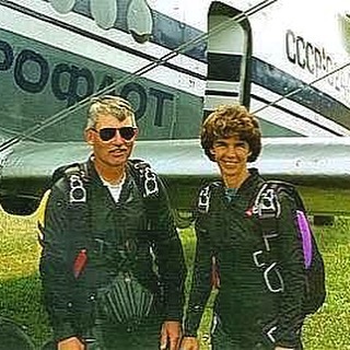 DZOs Rick & Kay Kuhn’s. #FlashbackFriday
#SkydiveRicks