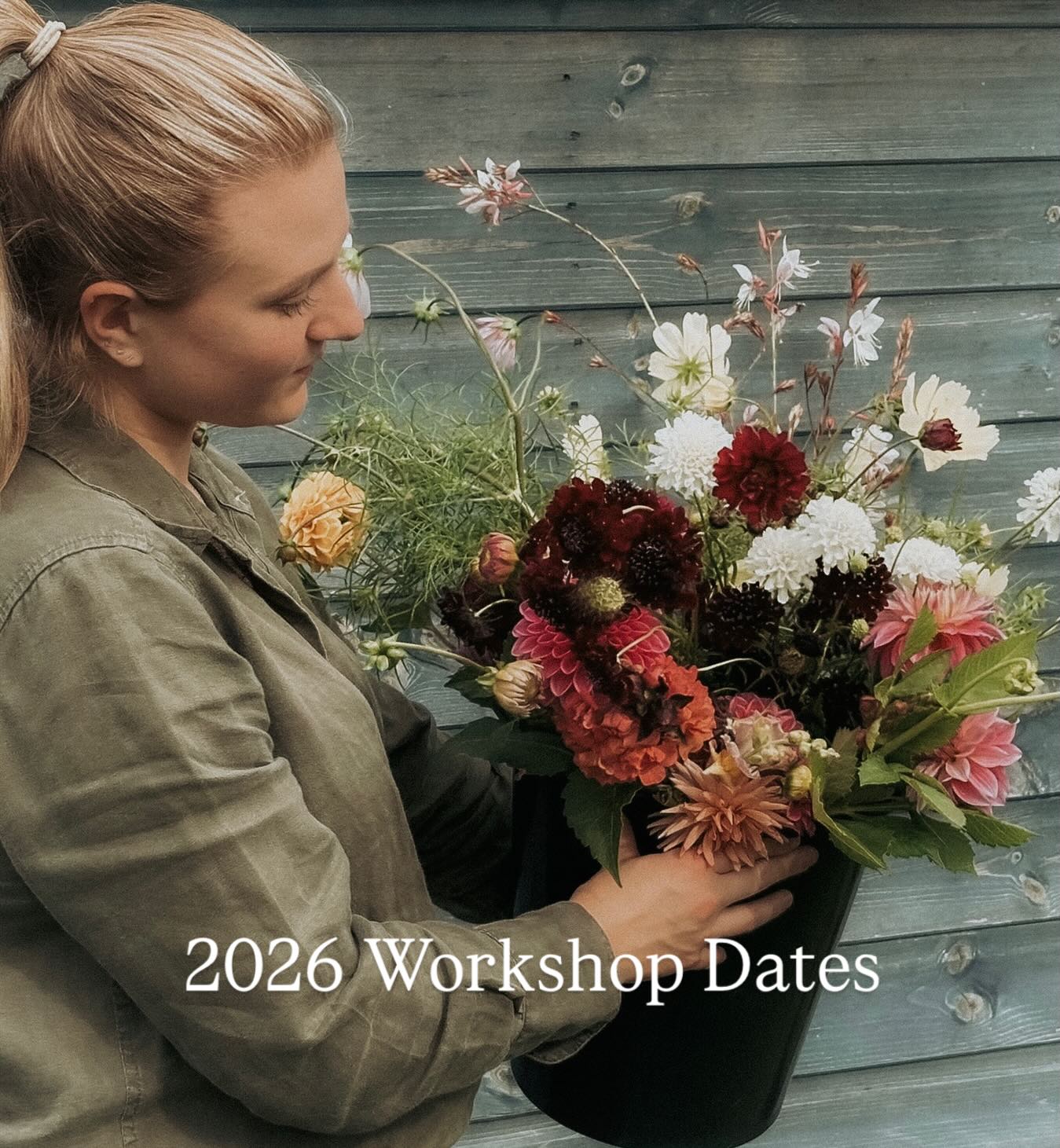 We’ve been working away on our 2026 workshop dates and they’re officially live on our website!
One of our very first and new workshops for 2026 is extra special — a Mother’s Day Bouquet Workshop 💐
Perfect for celebrating, gifting, or sharing a beautiful moment together.
Spaces will be limited, so head to the site to take a peek ✨