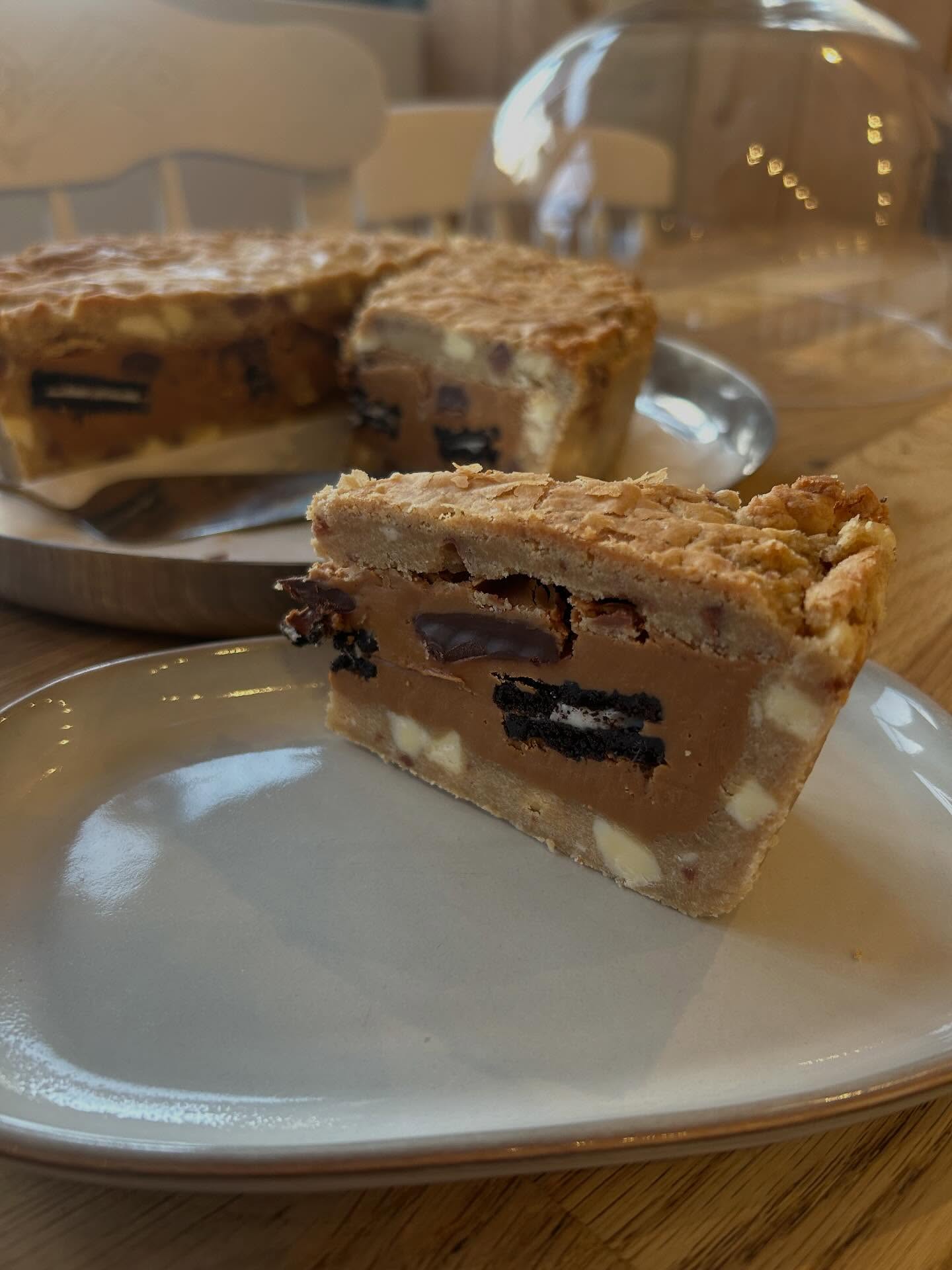 It’s the weekend! 🥳 anndddd we have plenty of cakes & specials for you here at The Village 😍 treat yourself to some brekkie or lunch, open all weekend until 4pm!
WEEKEND SPECIALS:
•Breakfast waffles- waffles topped with bacon, avocado, egg, maple syrup & chilli flakes 🧇
•Spicy chicken burger topped with bacon, bbq sauce, coleslaw & cheese, choose between a toasted brioche roll or sliced in a wrap?
•Jacket potato topped with veg chilli, served with soured cream, guacamole & tortilla chips
WEEKEND BAKES:
•Biscoff cookie pie
•Jammie dodger blondies
•Dark chocolate and raspberry cake
•Sticky toffee puddings
•Chocolate orange sandwich cookies
•Apple & cinnamon scones
•Salted caramel blondies
See you here 🫶