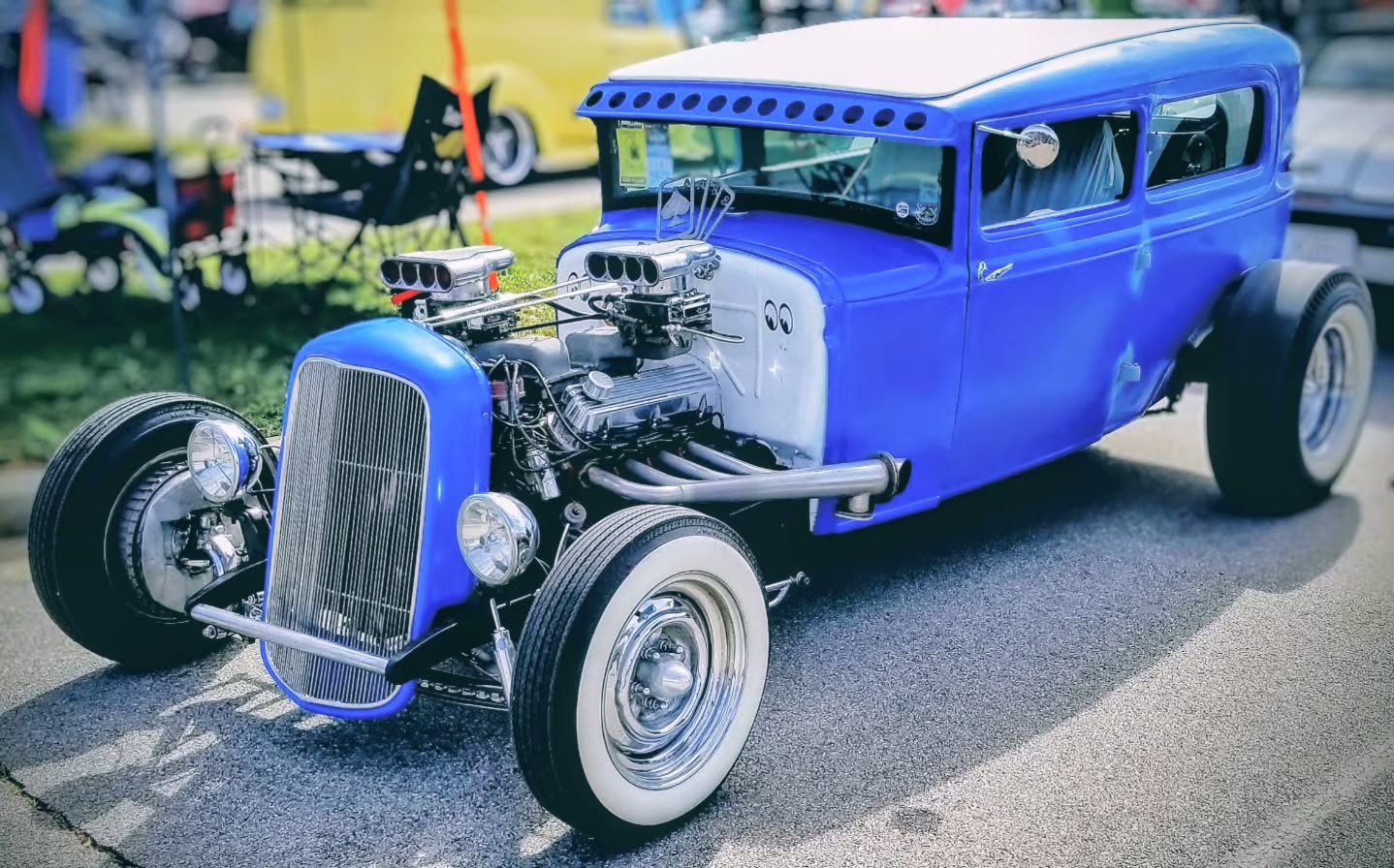 Blue beast spotted at the Goodguys show in Lexington, KY â this thing is pure attitude on four whitewalls. Carbs stacked on that snarling mill, open headers, and a stance that just dares you not to stare. Old-school hot rod vibes done right. #Goodguys #LexingtonKY #HotRod #CarbSetup #cartucky
