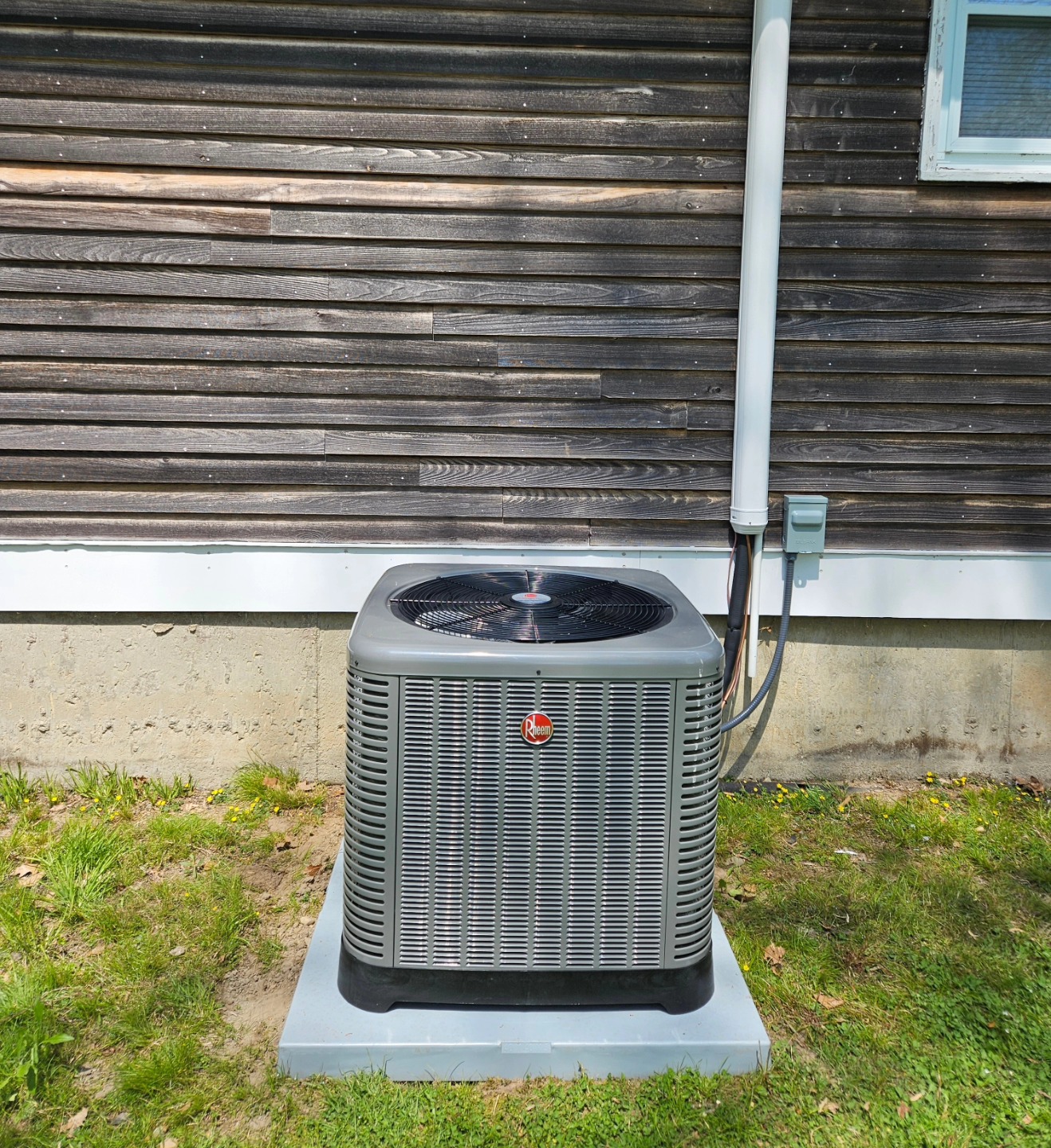 Dont wait until it's too hot! Now scheduling spring AC tune ups. Or maybe you're interested in an upgrade this year. Either way, we've got you covered. Call us today to schedule your spring tune-up or to chat about upgrading that noisy AC of yours! 203-305-6453