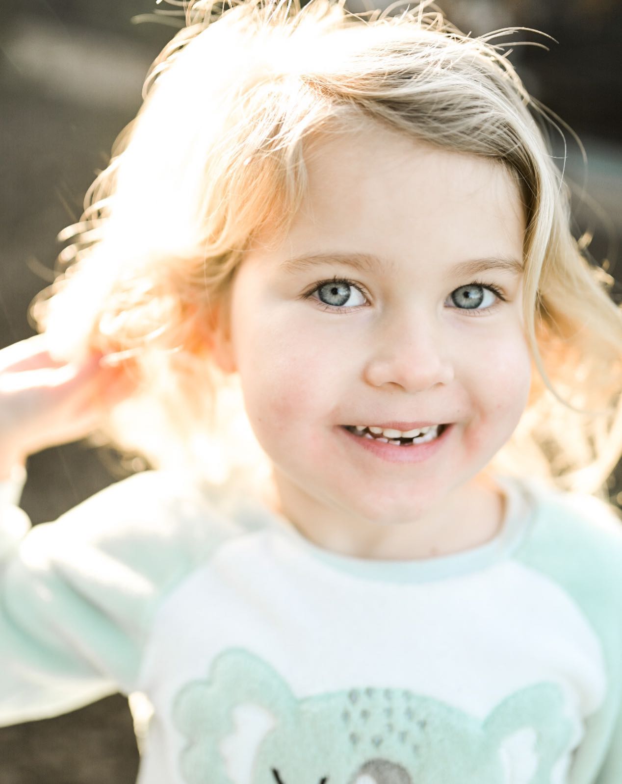 Na een paar dagen bank hangen met de kleine pop tegen je aan, gaan we nu weer aan het werk! Ik had deze week 2 shoots gepland die vanwege het weer uitgesteld zijn, dus de 🧩 was snel gelegd!