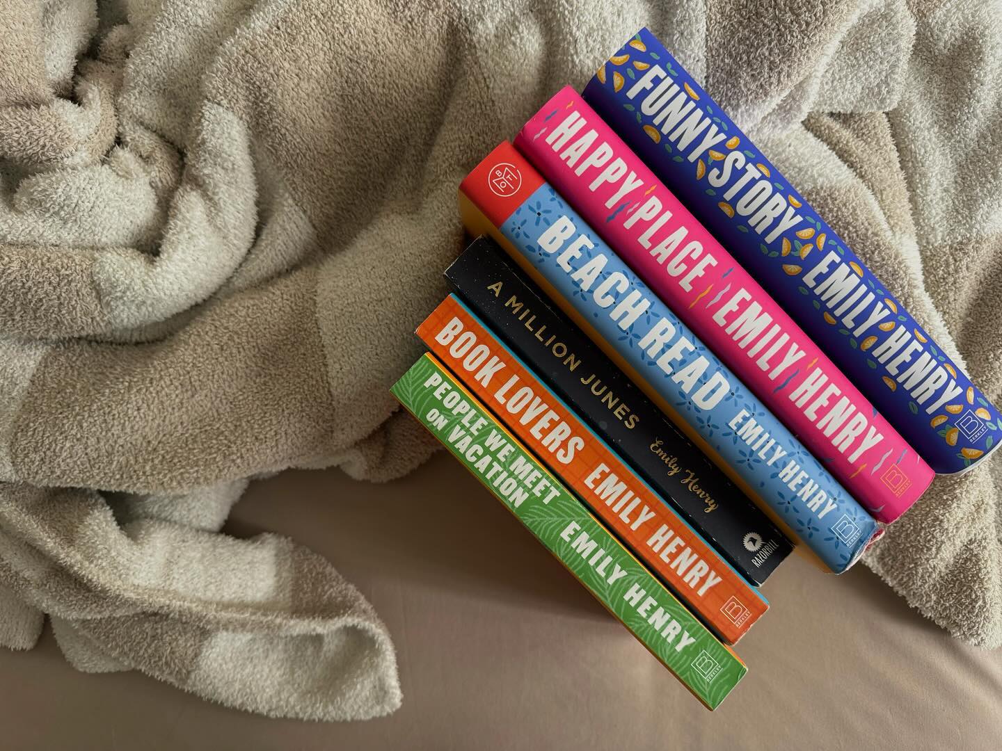 this user loves Emily Henry books <3
I know people love her a lot too but genuinely I wish even more people read her books bc they are written masterpieces. Here is my order of “how obsessed am I with it” please feel free to share yours !!
- happy place (controversial ik)
- book lovers
- a million junes (this one is YA but PLS read it)
- beach read
- people we meet on vacation