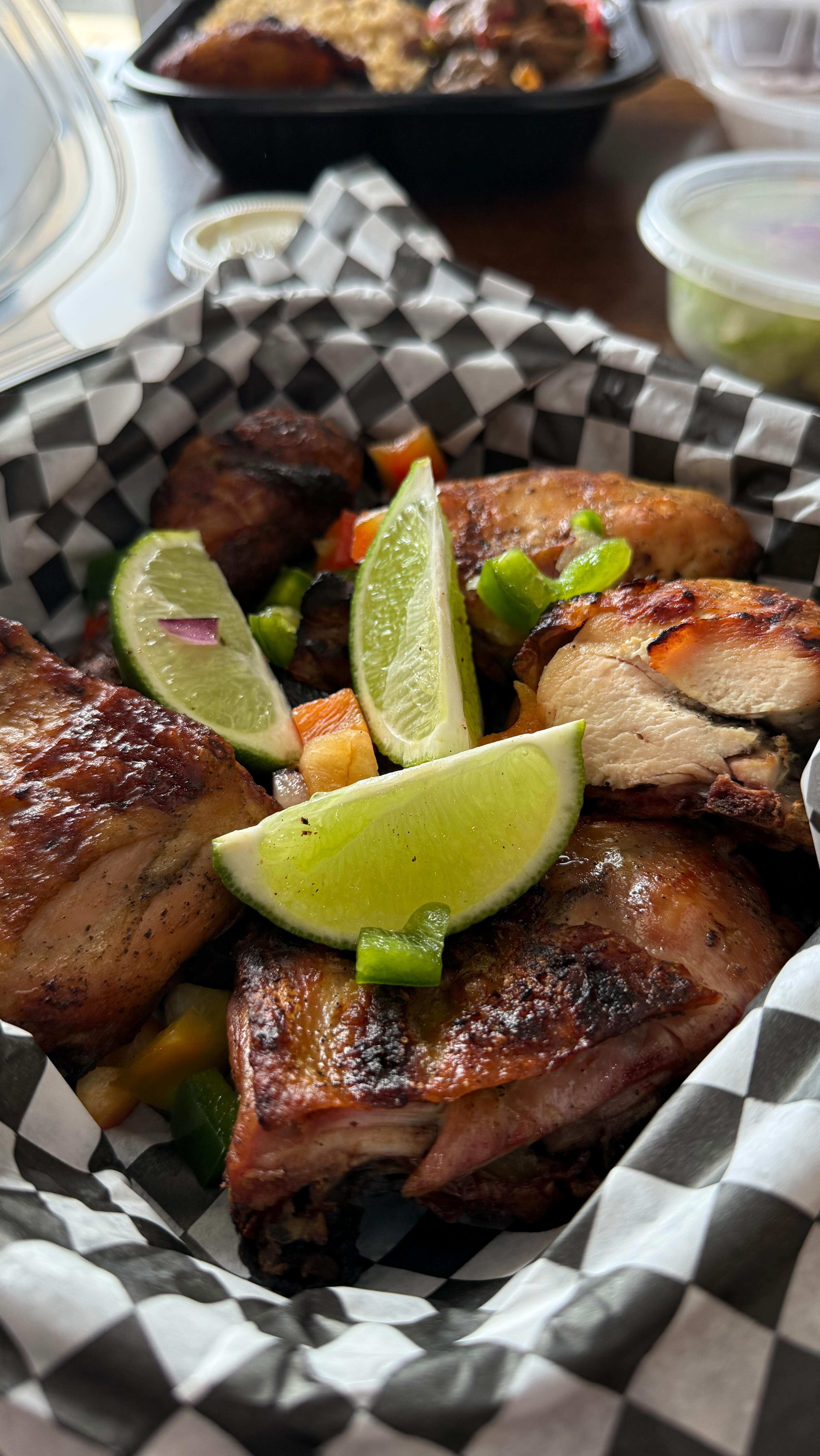 Had lunch at one of the LA Times 101 Best Restaurants today:
Number 97 — El Bacano in North Hollywood 🤗 Delicious counter-service Dominican restaurant 🍽 This is one of my favorite restaurants in LA 🍗 Parking Situation: Nice, large lot 🤩
#reels #explorepage✨ #restaurants #foodblogeats #dominicanfood