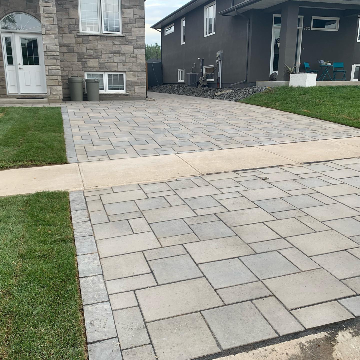 A driveway we completed this last week. These browns Aztec pavers bring a clean and classy finish to this home that will last for years! @browns1907 #interlockdriveway#trafficready#curbappealmatters#curbappeallandscaping