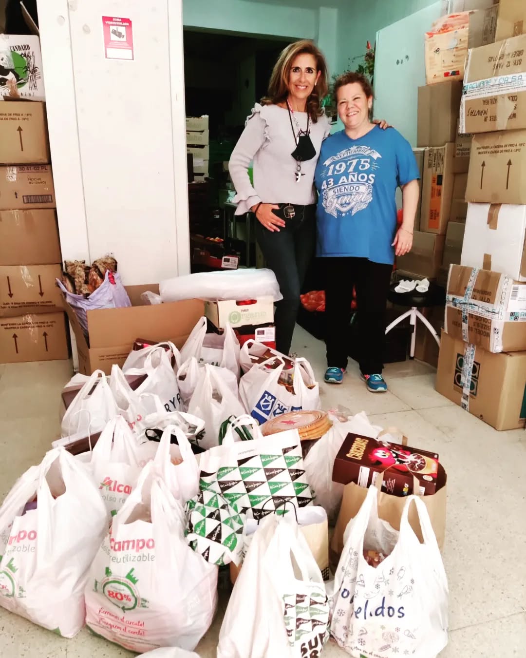 ¡Bizcochos Solidarios! Gracias infinitas por traernos bizcochos y otros productos tan estupendos, que repartimos en los menús. 🤩
#ladespensa #alimentacion #voluntariado #ayuda #farmaceuticossolidarios #Madrid #solidaridad #bizcocho #amistad