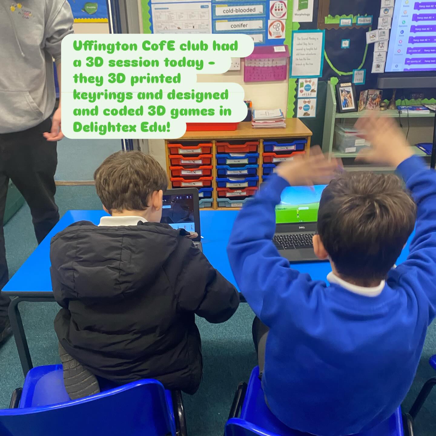 A lovely end to the week of coding clubs at Uffington, where we coding 3D games in @delightex_engine and 3D printing glow in the dark key rings with @tinkercad #3dprintingideas #kidscoding #younginnovatorsclub