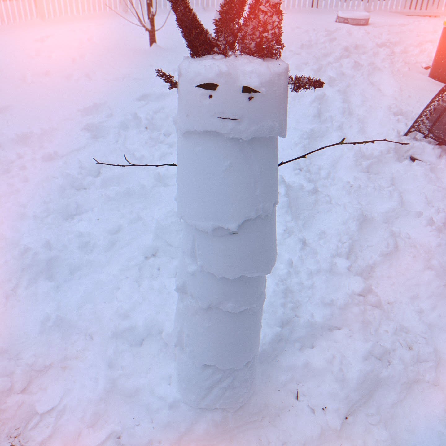 Send this to 5 friends or Bob will come for you tonight ⛄🔪
#snowday❄️ #germanysnow #snowman #bob #snowdays❄️