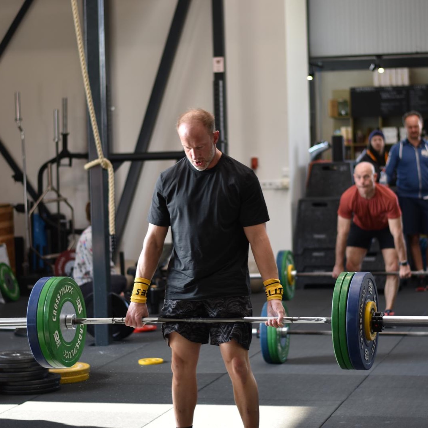 The CrossFit Open is coming back to Kracht.
Across three Saturdays — February 28, March 7, and March 14 — we’ll take on the Open workouts together in class and in a dedicated judged time slot.
The Open is about challenging yourself, sharing the experience with your training buddies, and being part of a global CrossFit community. Whether you’re officially signed up or just joining the workouts in class, everyone is welcome to take part.
More details will follow, but for now: mark your calendar and keep showing up.
#krachtamsterdam #openseason #communitycompetition #trainwithpurpose