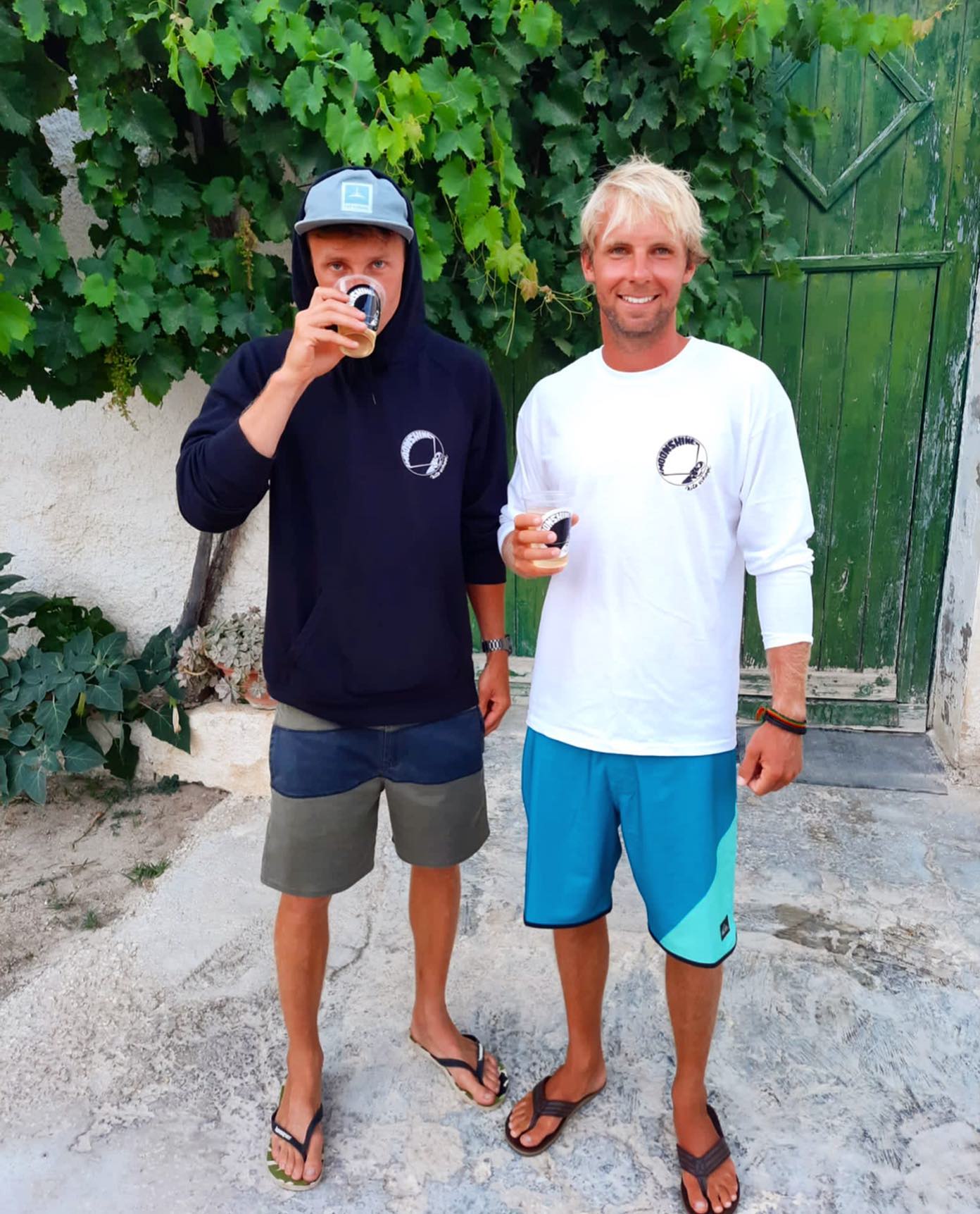 Kończymy nasz pierwszy sezon i zapadamy w sen zimowy 😴. Dziękujemy wszystkim kursantom za wspólne chwile - Wasze zdrowie 🥂. Stay tuned bo to dopiero początek