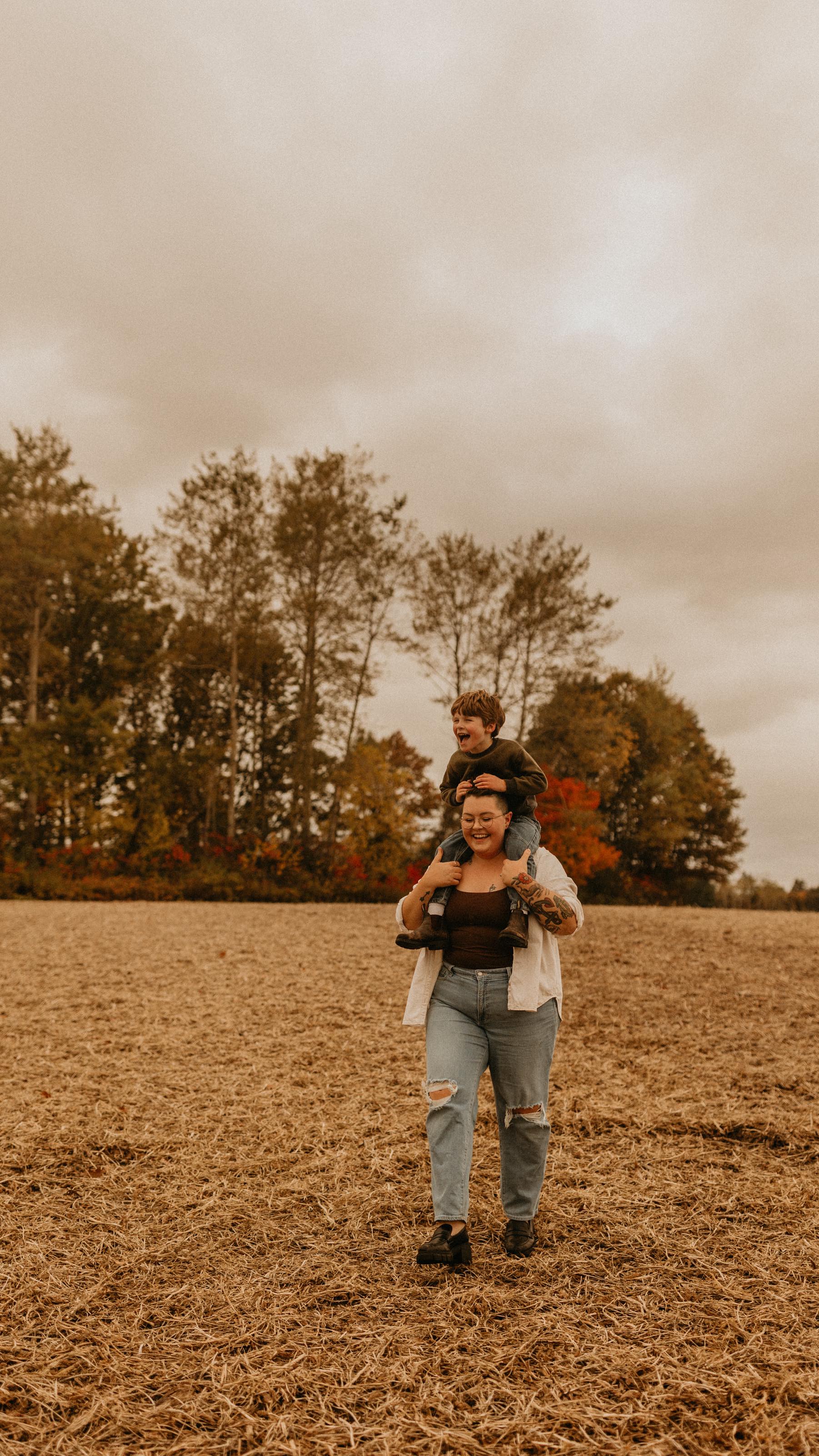 Welcome to my “off season”
This is a glimpse into a weekend for me right now.
Friday brought aqua fit (where I swim with no one my age), I recently started going and it’s been amazing. I also had lunch with @joboucherphotography.
Saturday was ski lessons, and pottery class! I learned how to make handles for my mugs and felt pretty excited about it.
Today has been arts, gerbil snugs, puppy romps, home Reno’s, swimming lessons and painting the attic with some colour swatches. I think I hate the yellow we got, so maybe blue or green will win.
Having a rest season for baking, learning new skills and spending time with family is so nice, and I love it. I just know wedding season will come fast this year!