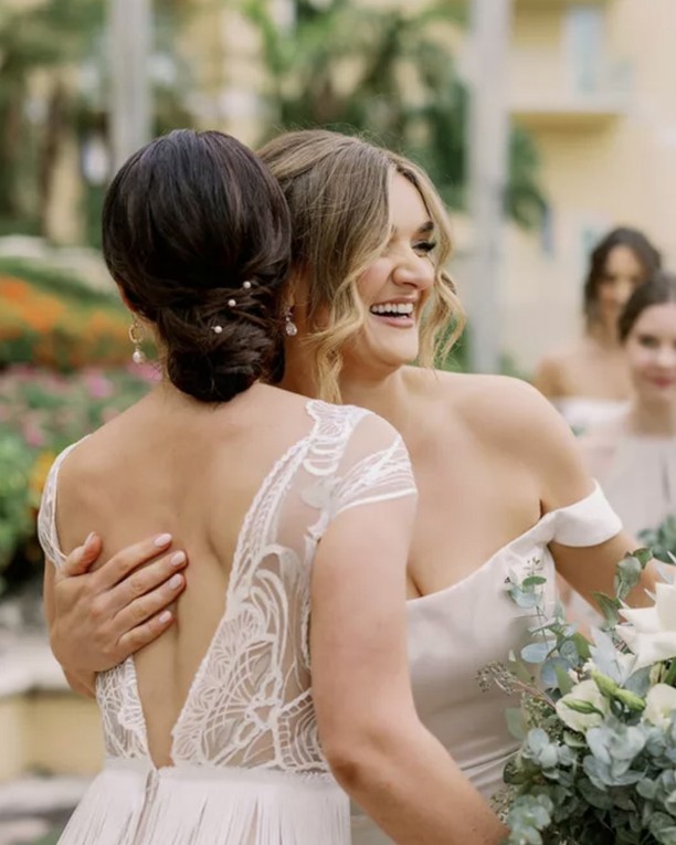 Inspired by unconditional love.
-
Amor incondicional.
-
Wedding & Event Planner: @naplespartyplanner
Photo: @fantasmic_photography
Venue: @ritzcarltonnaplestiburon
Florist/Decor: @laroseflb
...
#timelessimpress #bespokestationery #weddingstationery #luxurystationery #weddinginvitation #luxuryinvitation #bespokeinvitation #custominvitation #customstationery #custommade #handmade #handcrafted #wedding #destination #destinationwedding #luxurywedding #barbie #fairycore #balletcore #angelcore #cottagecore #80swedding #90swedding #y2kwedding #boda #invitacionesdeboda #quinceanera #quince #chicagowedding #floridawedding