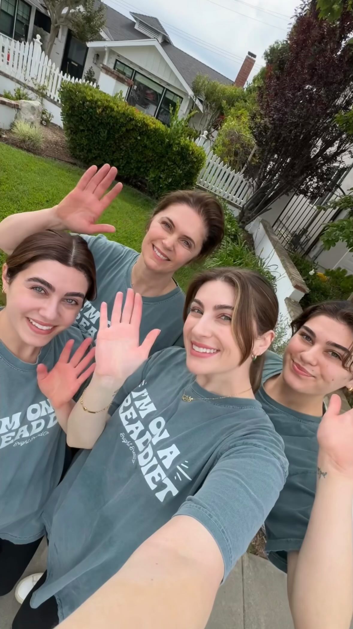 A $950 forest & fairy–themed grazing table in Rancho Mission Viejo 🧚♀️🌲
This one was such a fun setup — we loved leaning into all the whimsical details:
🍄 Mushroom cake pops
🪴 Dirt & worms in mini pots
🍅 String cheese & tomato mushrooms
We filmed a little ASMR-style grazing table vlog 🎥✨
Let us know if you like this video style and if you want to see more behind-the-scenes setups!
Planning a birthday, baby shower, or special event in Orange County?
Let’s chat!
💌 DM us @brightbreadco
📱 Text (949) 702-2215
#OrangeCountyEvents
#OrangeCountyCatering
#OCGrazingTable
#GrazingTableOC
#OrangeCountyParty