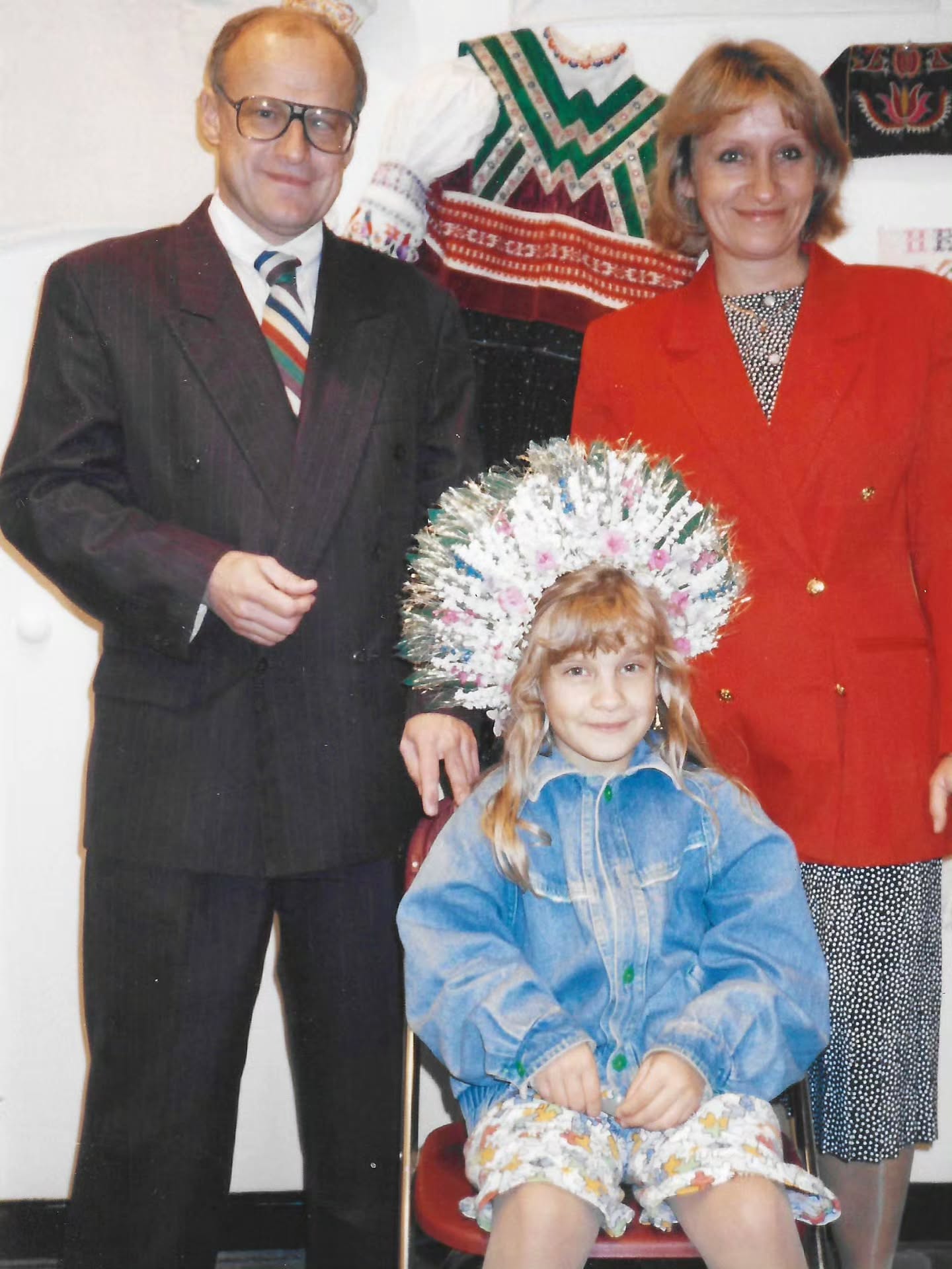 Meeting the first Slovak cosmonaut, Ivan Bella, and the last person to walk on the Moon (so far), Eugene Cernan, when I was a child, had a huge impact on my life.
At that time, I already knew that I wanted to become a "space biologist", since astrobiology didn't really exist as a science back then. I wasn't sure how I was going to achieve that dream yet, but the two astronauts inspired me to take my dreams to a level much higher than I originally planned. They motivated me to try to search for alien life in space as an astronaut myself.
At the same time, meeting them made me wonder: why aren't there more women-astronauts? That was another nudge for me to pursue both my astrobiology and astronaut dreams - to prove that women are also capable of doing cool space-related work 😊.
The meeting with Ivan Bella and Gene Cernan was made possible thanks to my father's work as a diplomat. He organized an event where these two astronauts met and I was lucky enough to be present. Ivan Bella even kindly gave me a signed photograph made out to my nickname, Miska, which I still have to this day 😊.
My father and I talked about this encounter and many other highlights of my father's career in a short documentary about him on the program Genius (GEN.sk). You can find it on YouTube in Slovak through the link below, where you can set the subtitles to be in English as well (the link is in my bio too):
➡️ https://www.youtube.com/watch?v=j9Njo6HV2WM
#astronaut #cosmonaut #Moonwalker #astrobiology #AWomanFromMars