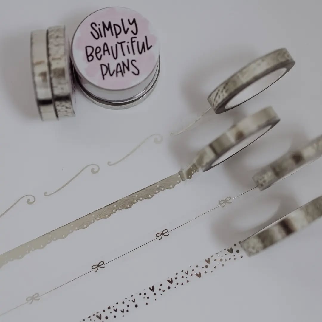 The shop will be open tomorrow for Washi Wednesday! Pick up bundles of washi at huge discounts (while supplies last). There will be past mystery kits, note pads and kits available too.