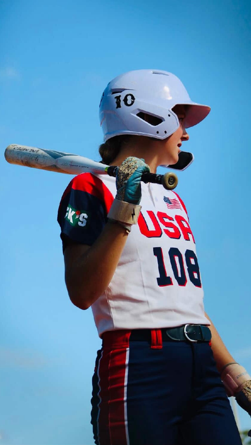 Lila Silman ( @lila.silman ) 2029 INF, During this session we went over the barrel turn within the kinetic chain of the swing. We had the primary objective of augmenting the bat’s entry velocity into the hitting zone, along with emphasizing the barrel’s extension throughout the swing which increases adaptability to diverse pitch types and locations. Lastly, another critical component of this analysis involved elucidating the functional mechanics of the heel within the swings sequence, understanding the imperative of anterior heel engagement and how it initiates the swing.