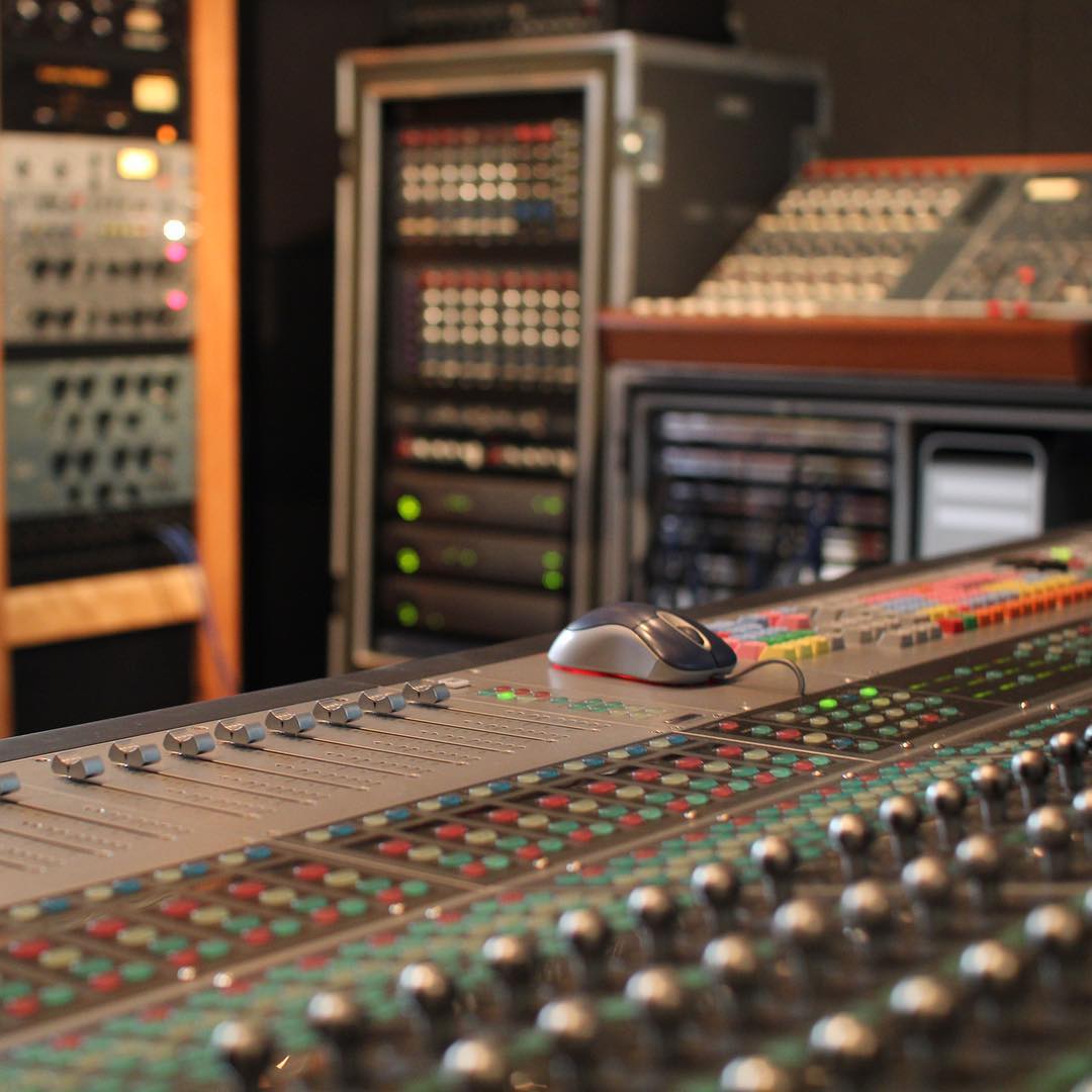 #controlroom #sonikwire #sonikwirestudios