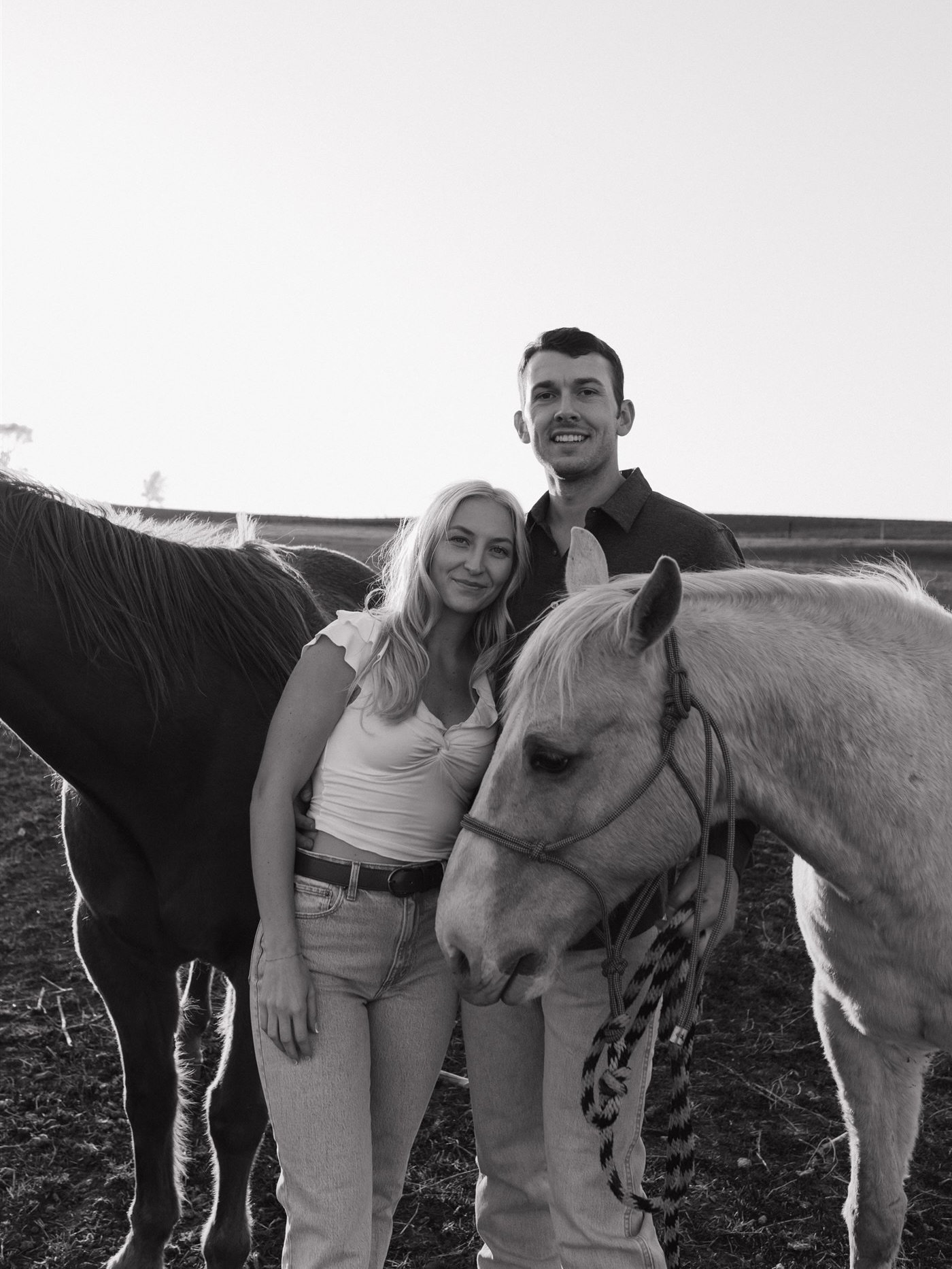Petition to have horses at any session if able>
#intimateweddingphotographer #engaged #midwestweddingphotographer #intimateengagementsession #springengagementsession