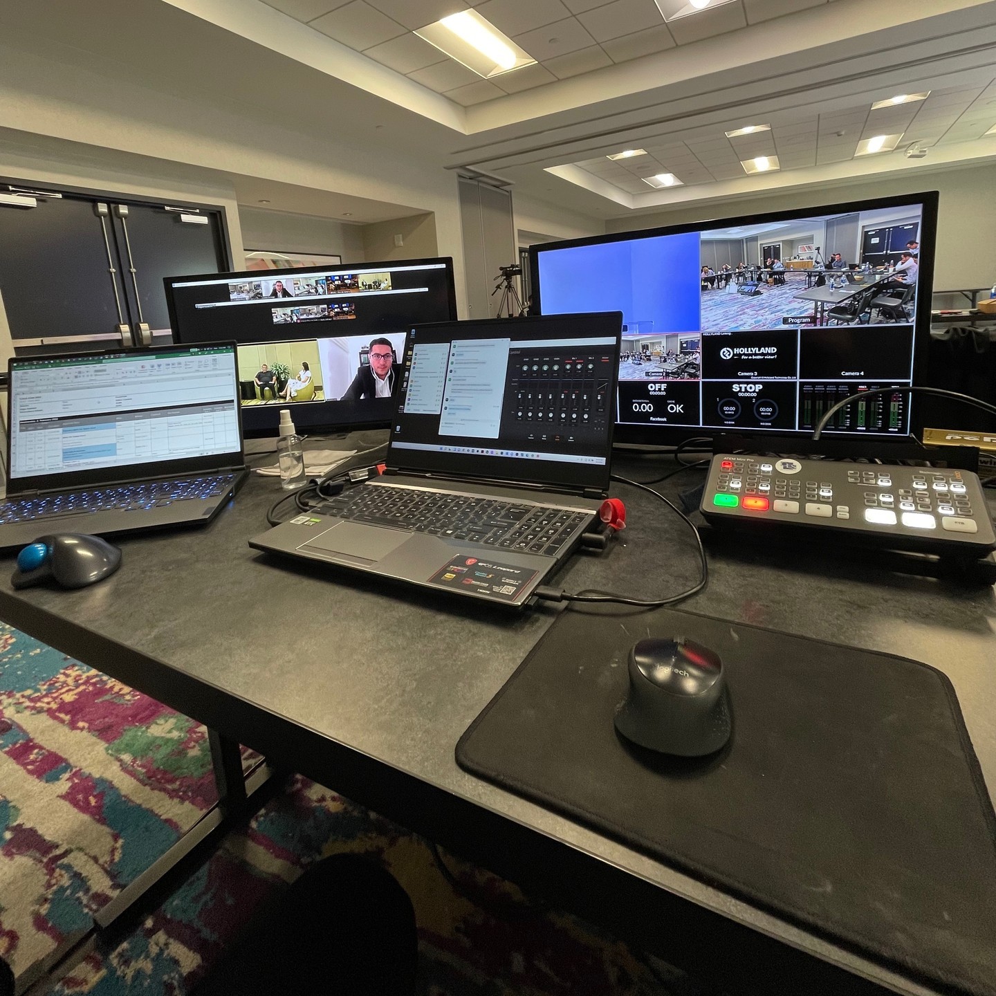 #STREAMING #VIRTUALEVENTS #ZOOMMEETINGS