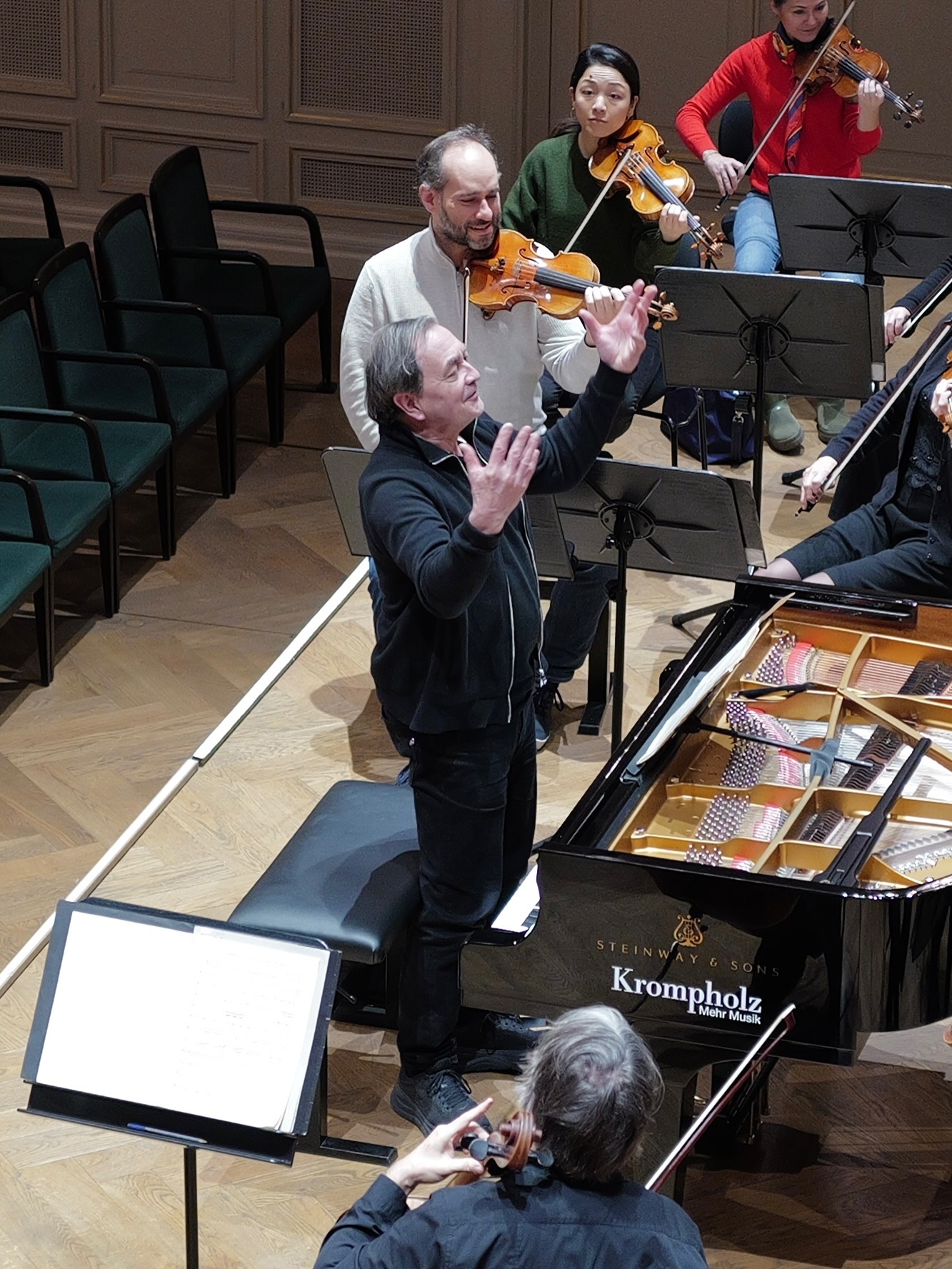 Was für ein Konzertabend! @pierrelaurentaimard mit der @camerata_salzburg und @giovanni_guzzo am 25. Januar 2026 zu Gast beim @meisterzyklus im @casino_bern!