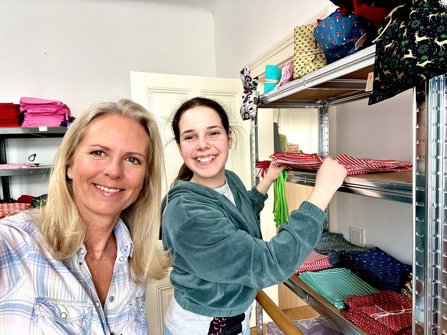 Praktikum bei Geschenkstoff👍 sehr cool, danke 🤩
@franzi_77_11
#berufsbildendetage