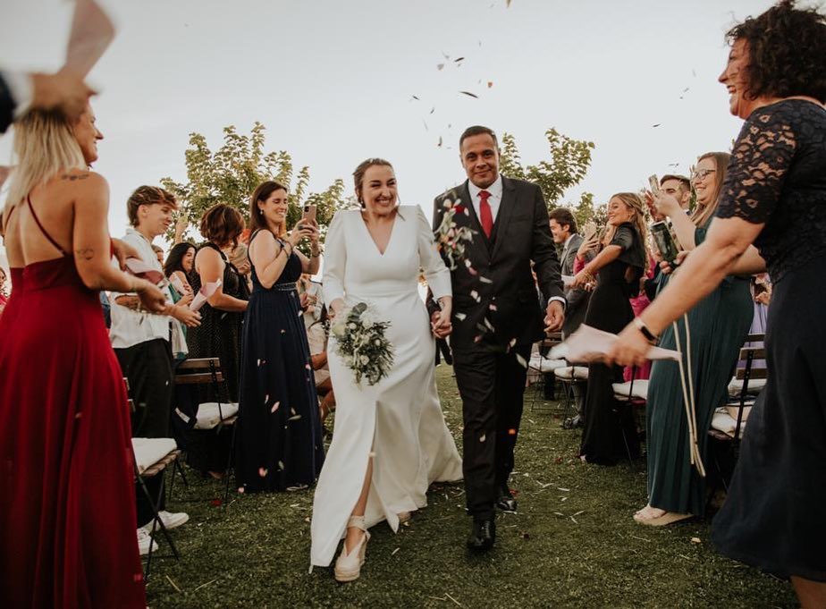 #salidanovios #petalos #salidanoviospetalos #wedding #fotografiasdebodas #bodasmadrid #bodasmadridnorte