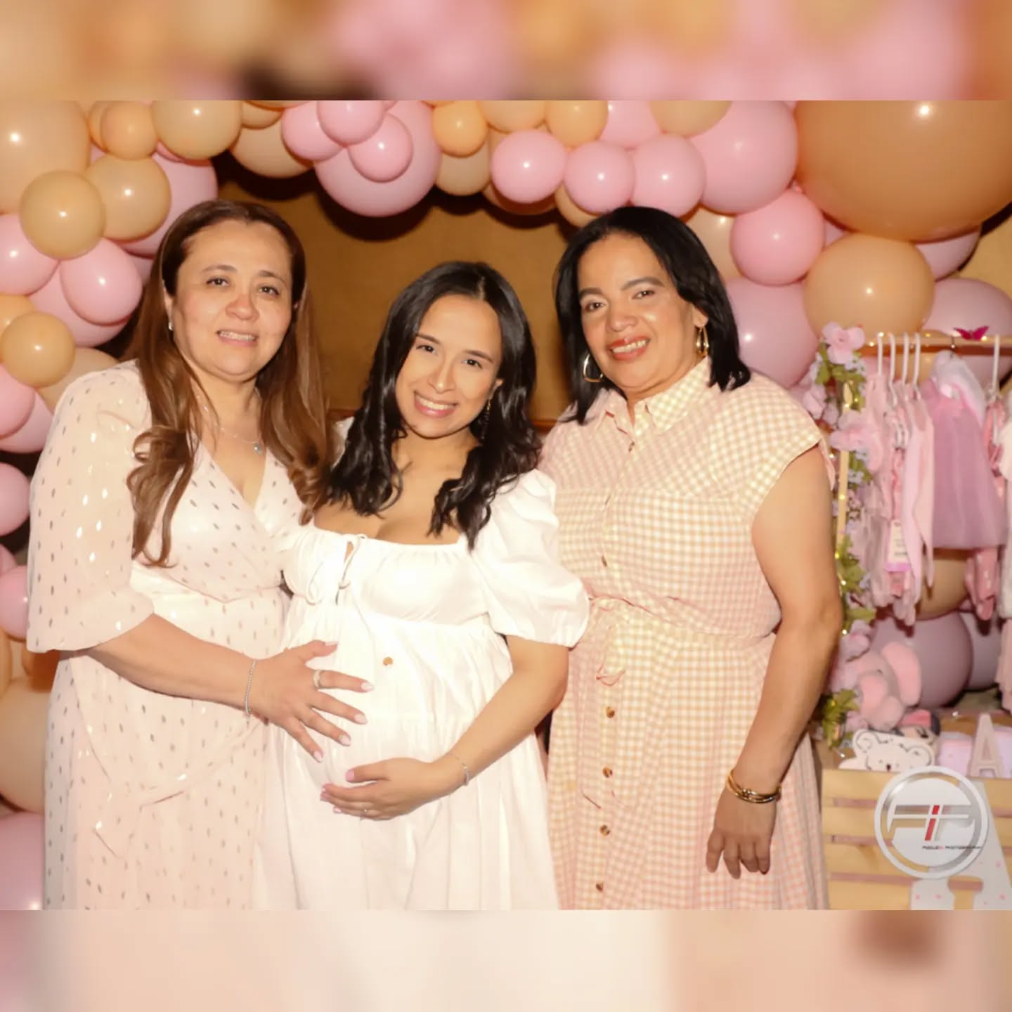 A mother's love is priceless.
.
.
.
#itsagirl #babyshower #babies #kids #pregnancy #momtobe #dadtobe #maternity #family #momlife #dadlife
#motherhood #fatherhood #mom #dad #maternityphotography #birth #pregnantlife #photooftheday #motherslive
#mommy #daddy #babyontheway
#parentstobe #EastRutherfordNewJersey; #Vestawood
#BabyAlessandraBabyBrunch #BabyAlessandra #focuzinphotography